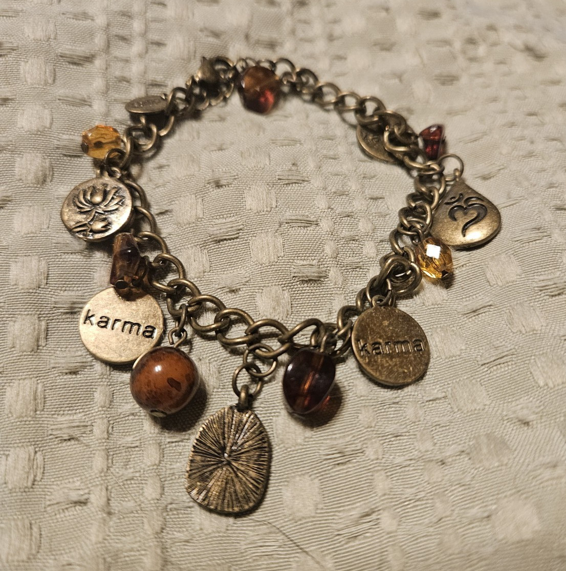 Silver Tone Cable Chain Charm Bracelet, Dangle Charms Glass Beads Lobster