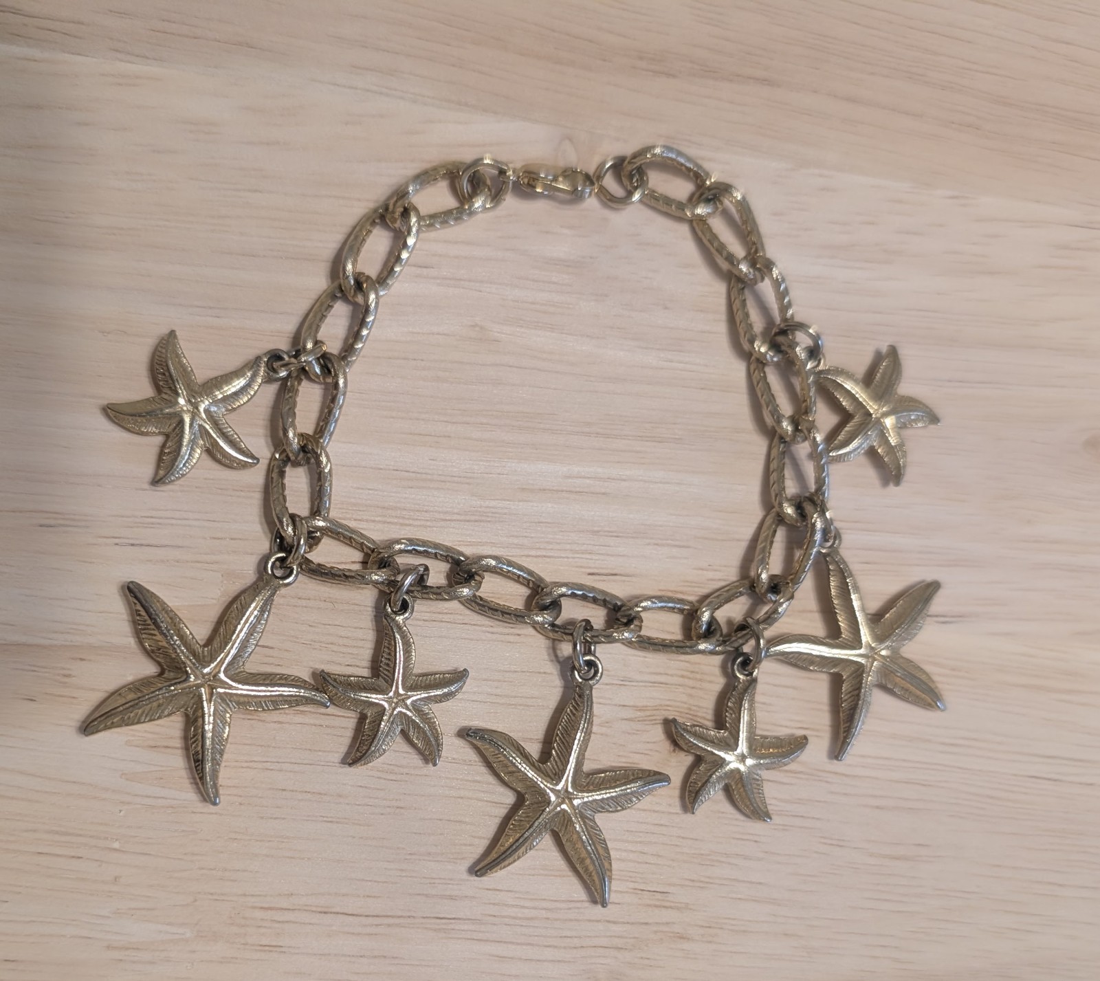 Gold-Tone 8-Inch Summer Beach Starfish Bracelet