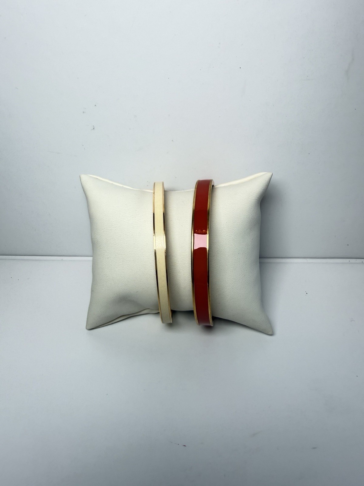 Kate Spade New York Bangle Bracelet Set Red & Cream Enamel Gold Tone Set of 2