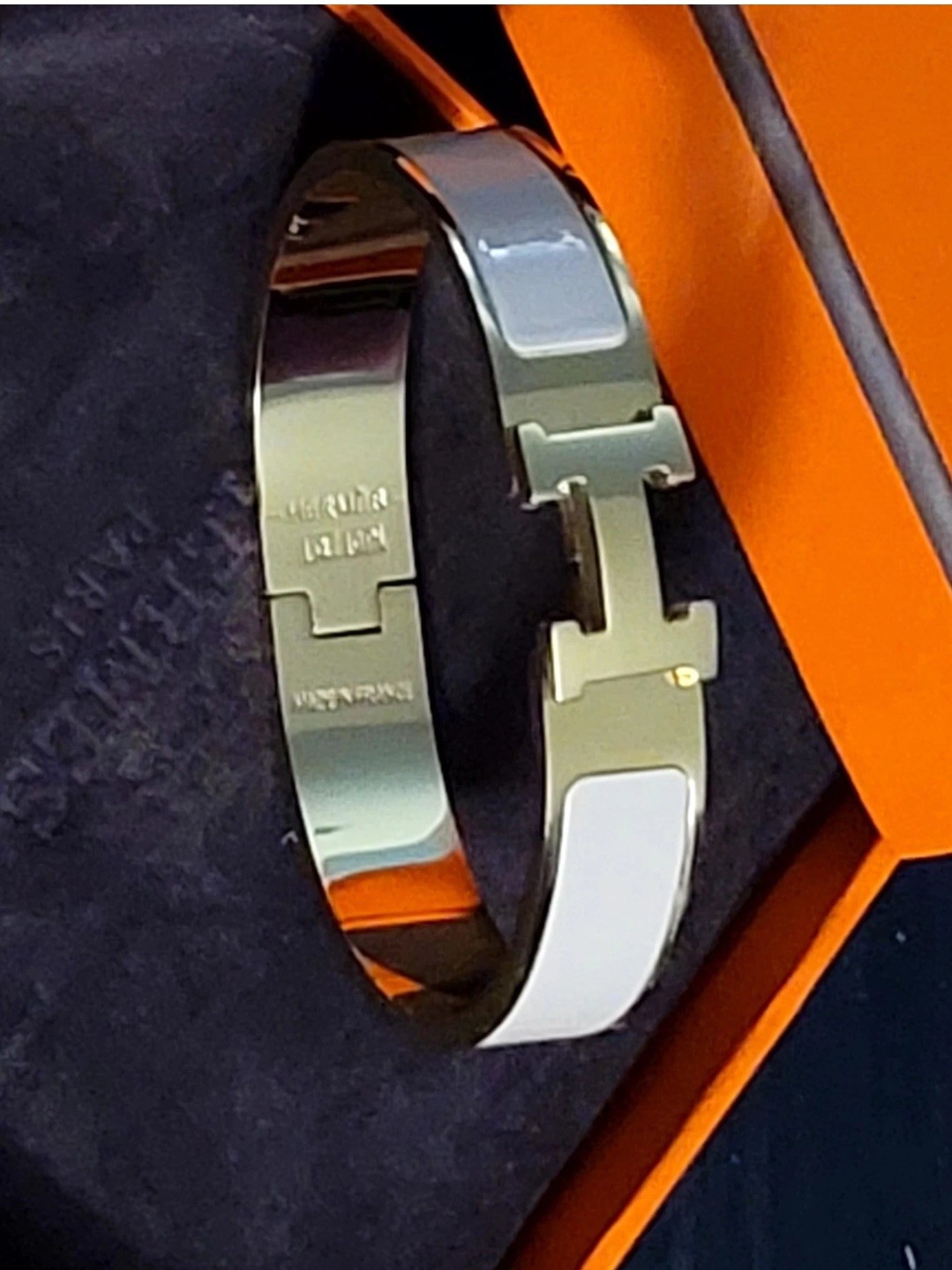 HERMÈS Clic H Bracelet Beige With Box! GM