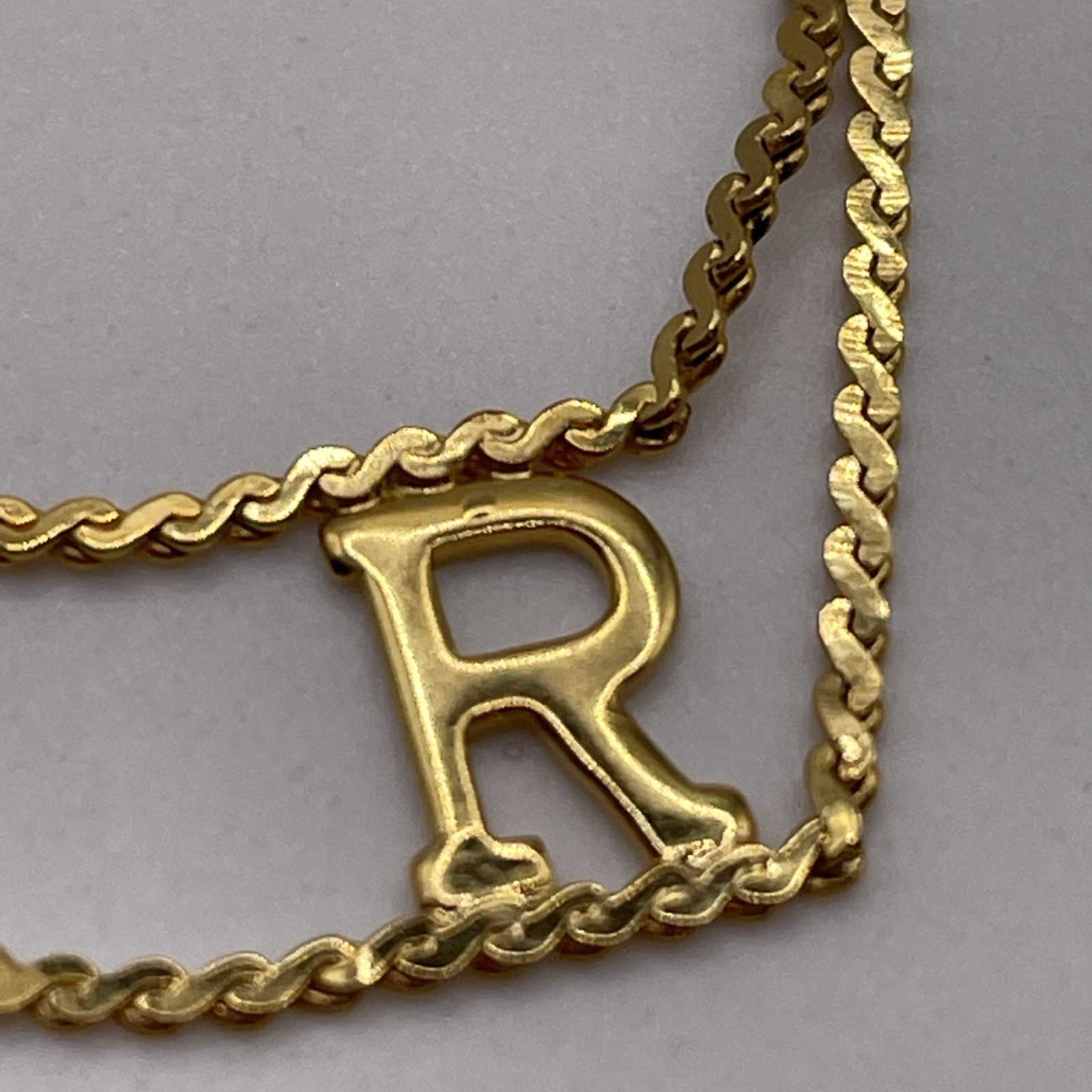 Bracelet Initial “R” Name Chain Elegant Delicate Metal Gold Tone Jewelry
