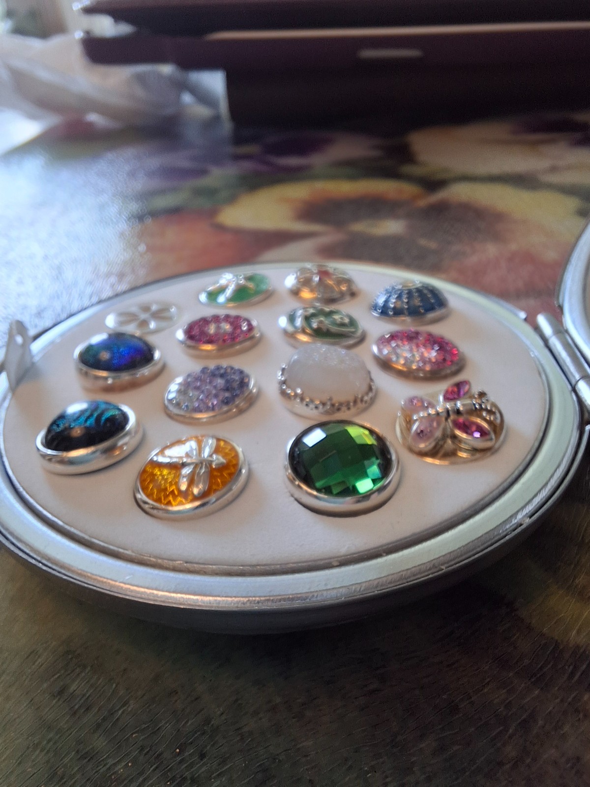 KAMELEON JEWEL POPS MISC. PRICED PER POP
