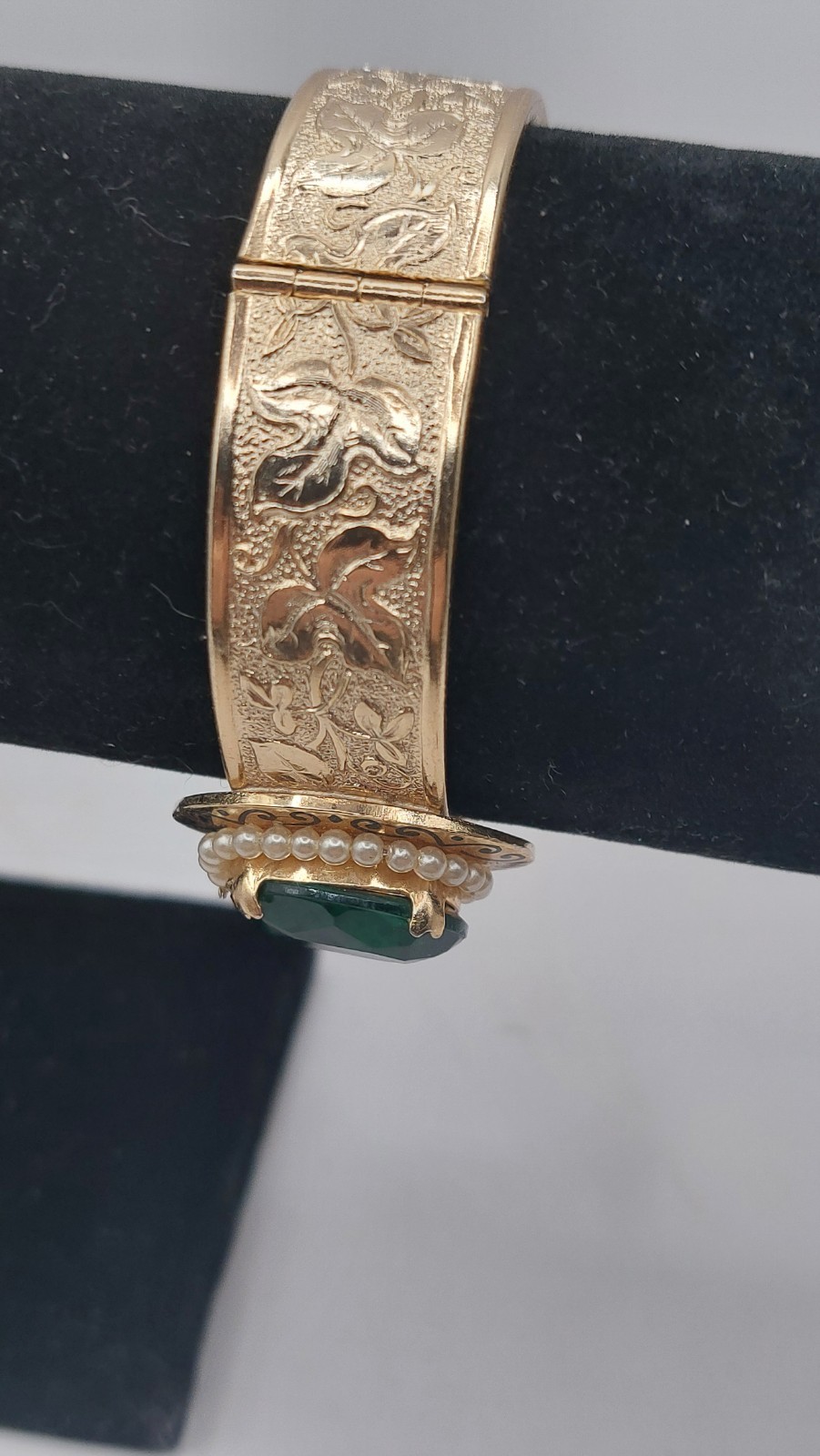 Victorian 10K GF Bangle Bracelet Hinged Green Glass Crystal Etched Leaf Design