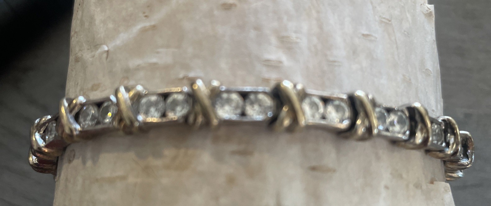 Silver Tone CZ Tennis Bracelet 8” Clear Stones X Link Marked 023 OZ China