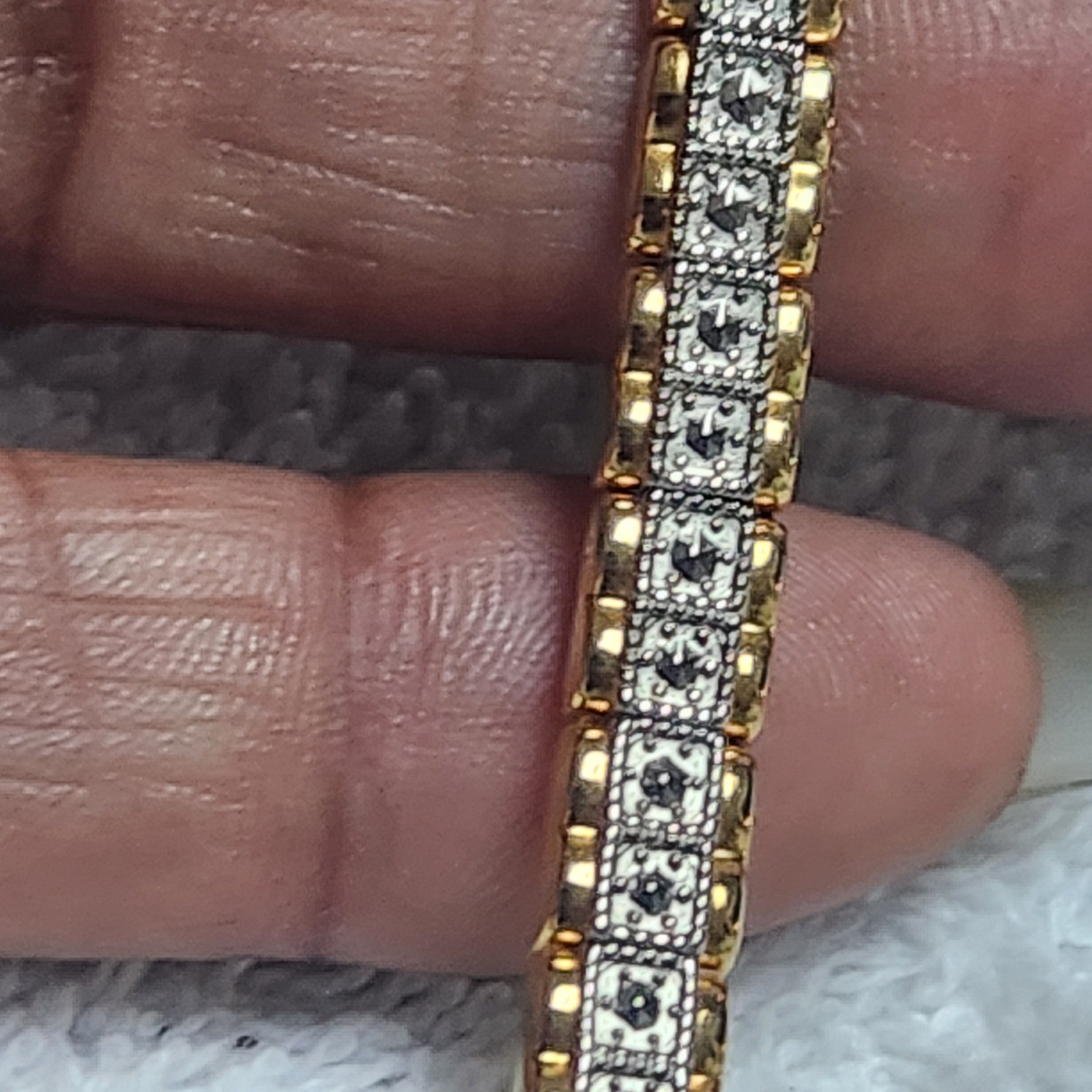 Gold Tone Two Tone Faux Diamond Tennis Bracelet Square Link 7 Inch Q43