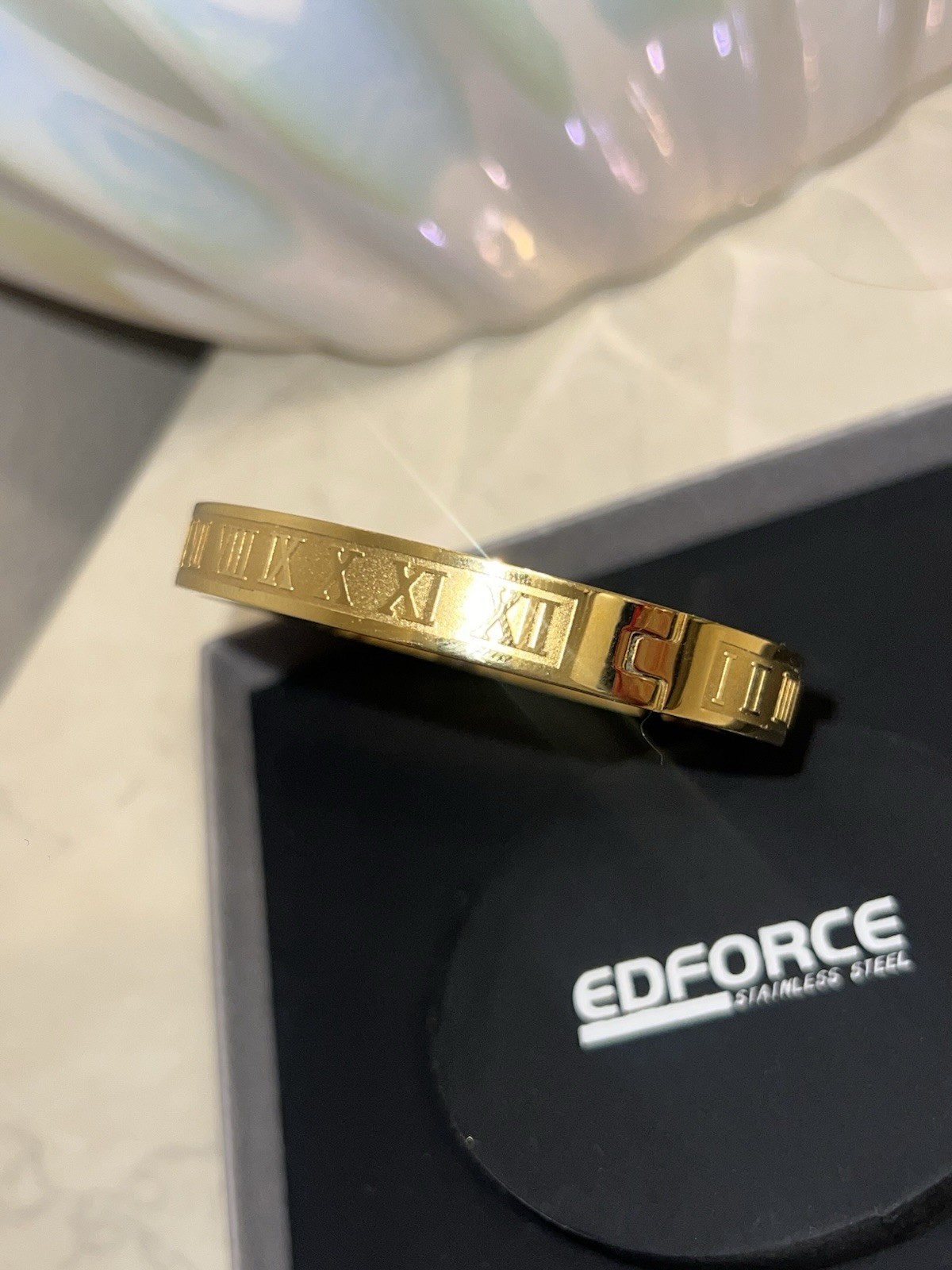EDFORCE WOMEN’s Beautiful Gold Roman Numeral Bracelet New In Box