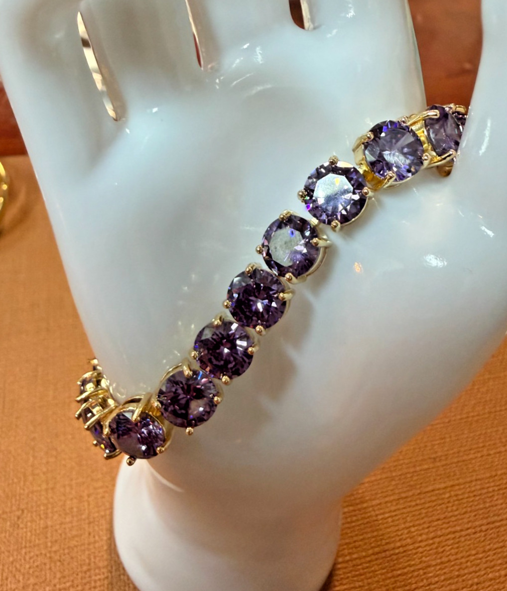 Elegant Purple Bracelet – 14K Gold Filled, Adjustable, Hypoallergenic