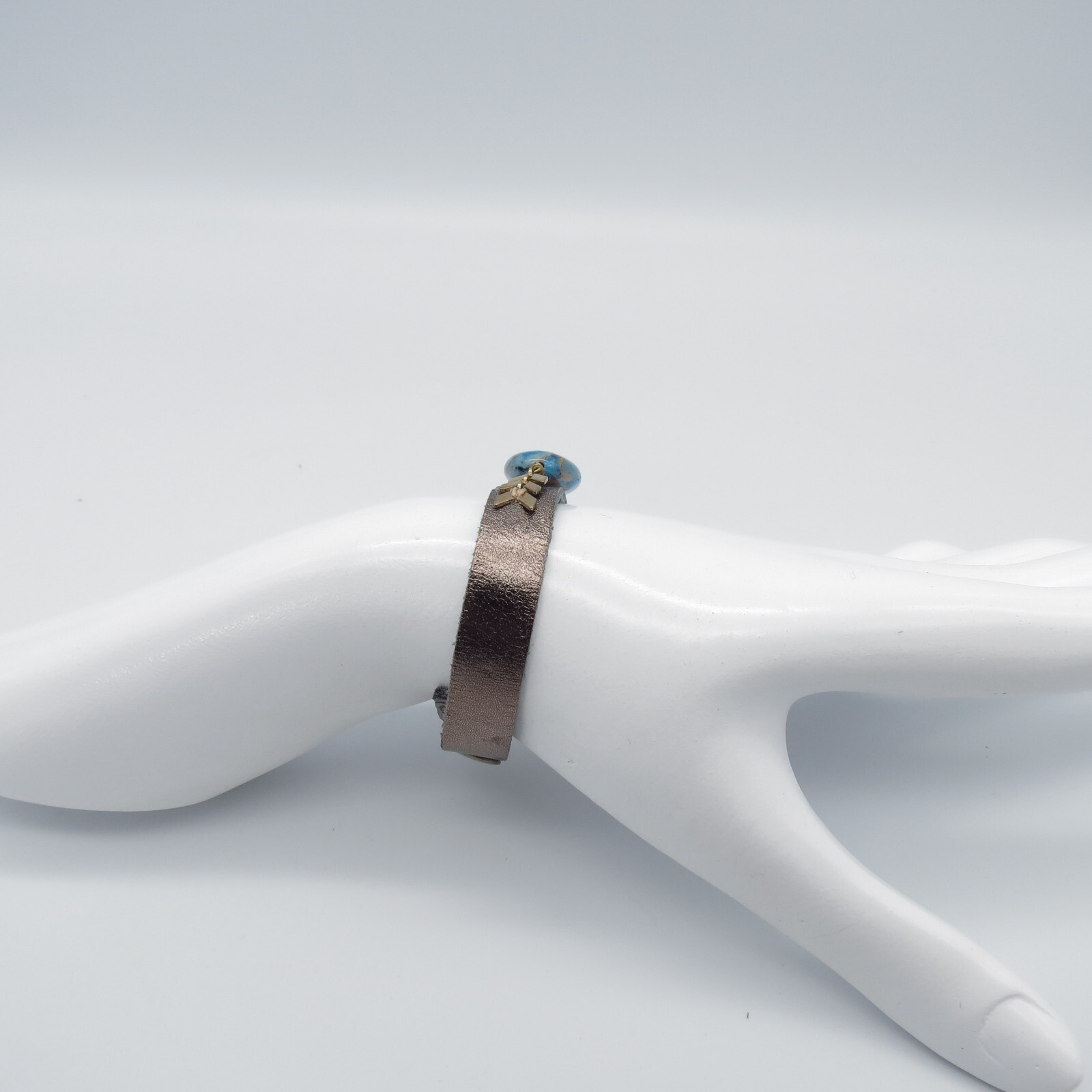 Blue Stone Cabochon Leather Bracelet
