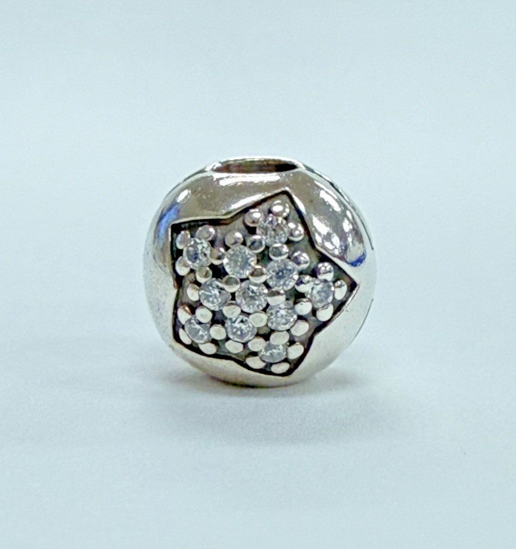PANDORA 925 Sterling Silver You’re a Star Clip Charm 791056CZ