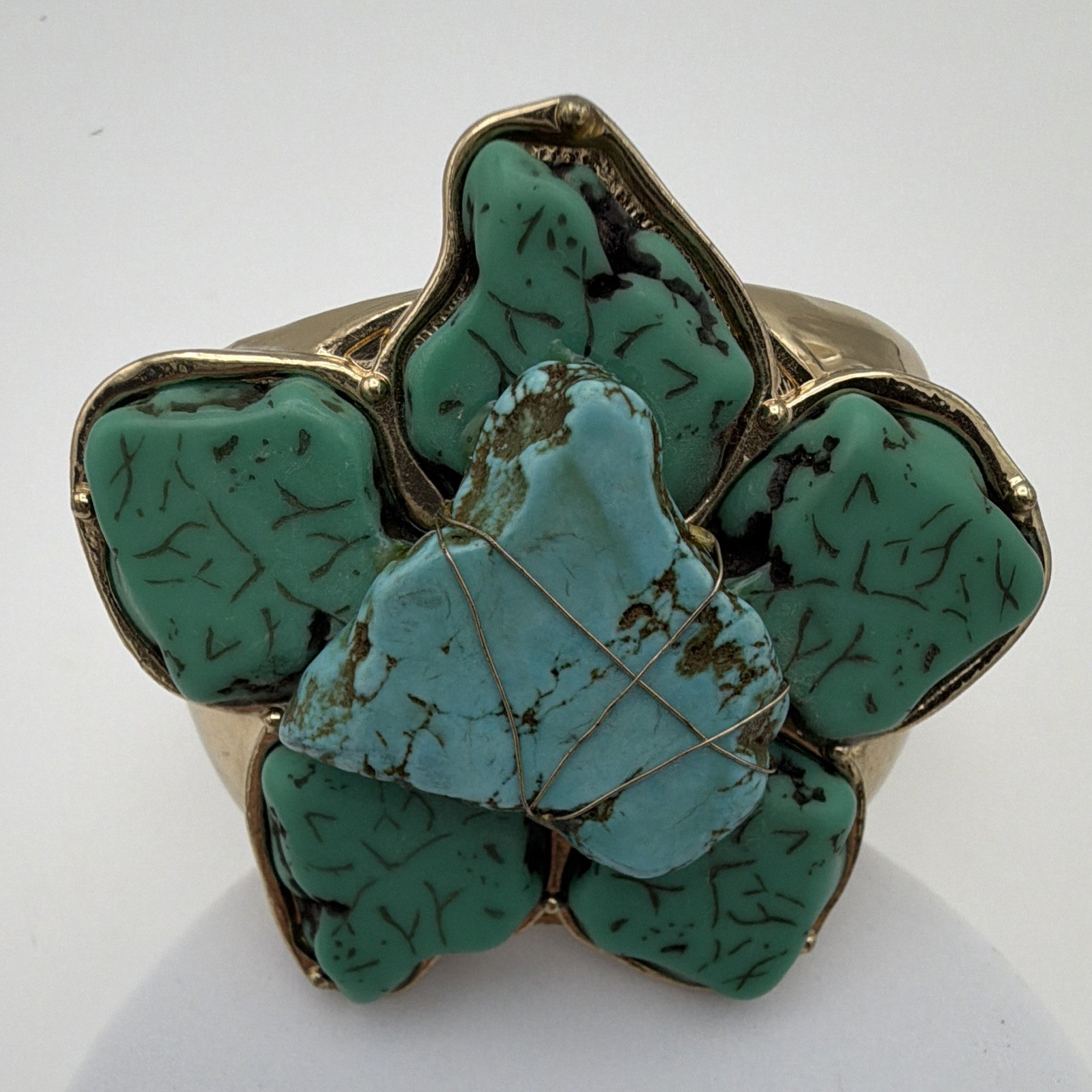 Chico’s Signed Gold Tone Turquoise Flower Hinged Cuff Bracelet No Stone
