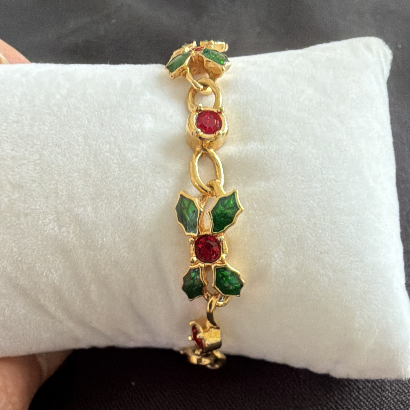 Gold Tone Enamel Flower Oval Link Bracelet Red Green Lobster Clasp 8 in