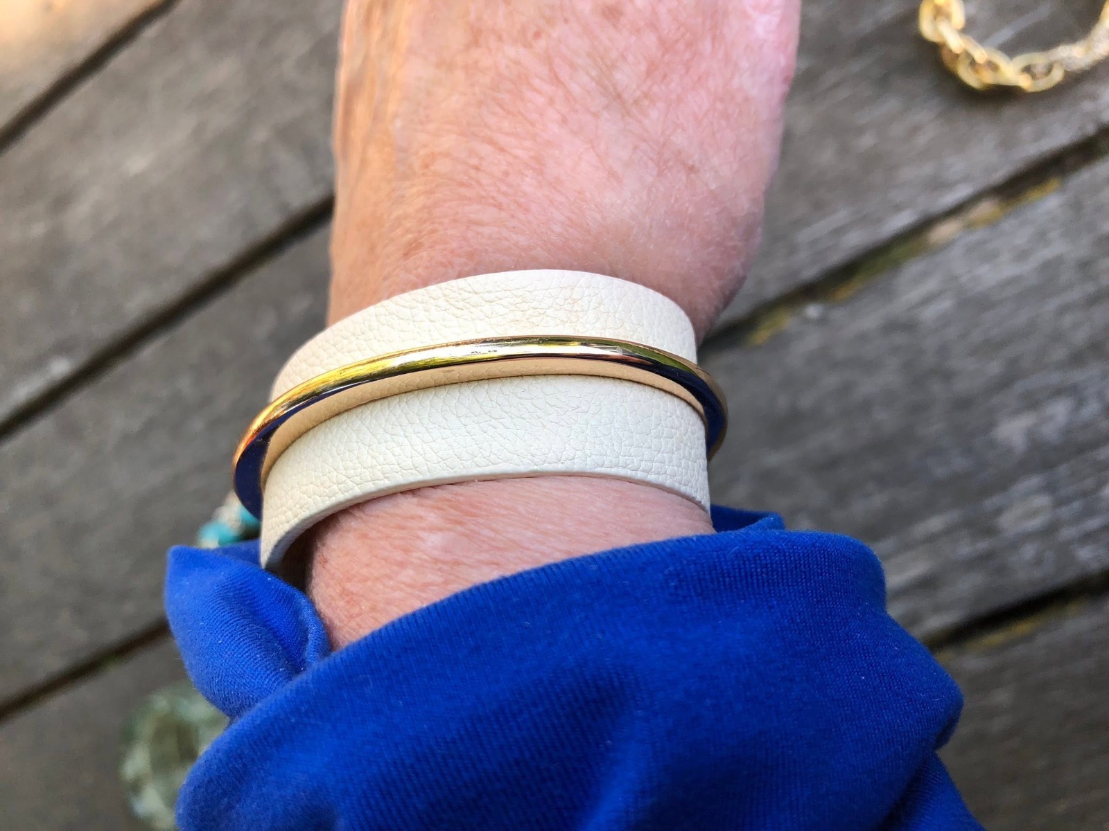 Lot of 2 gold costume jewelry bracelets