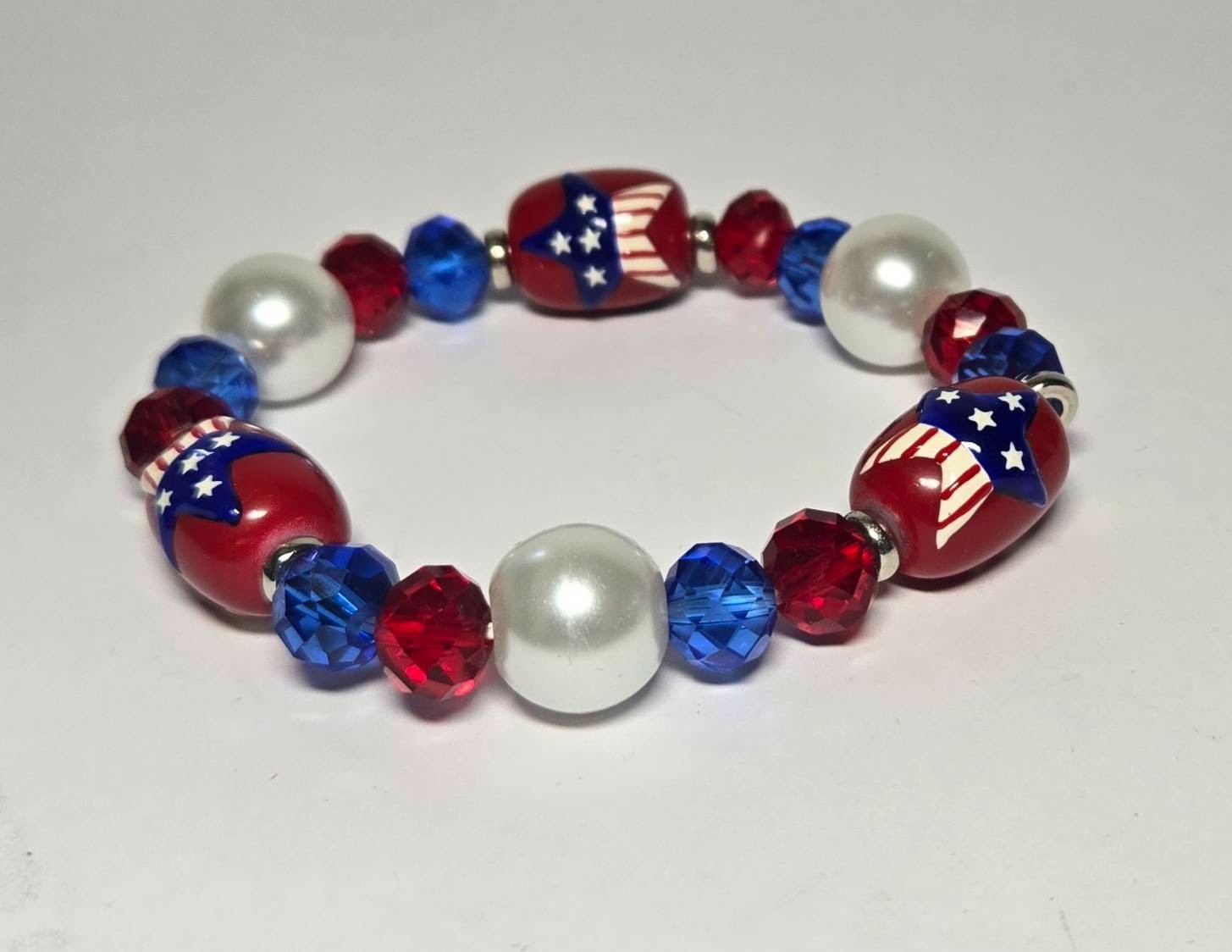 July 4th Patriotic Beaded Bracelets Red White Blue USA Star Charm Stretch 6 pc
