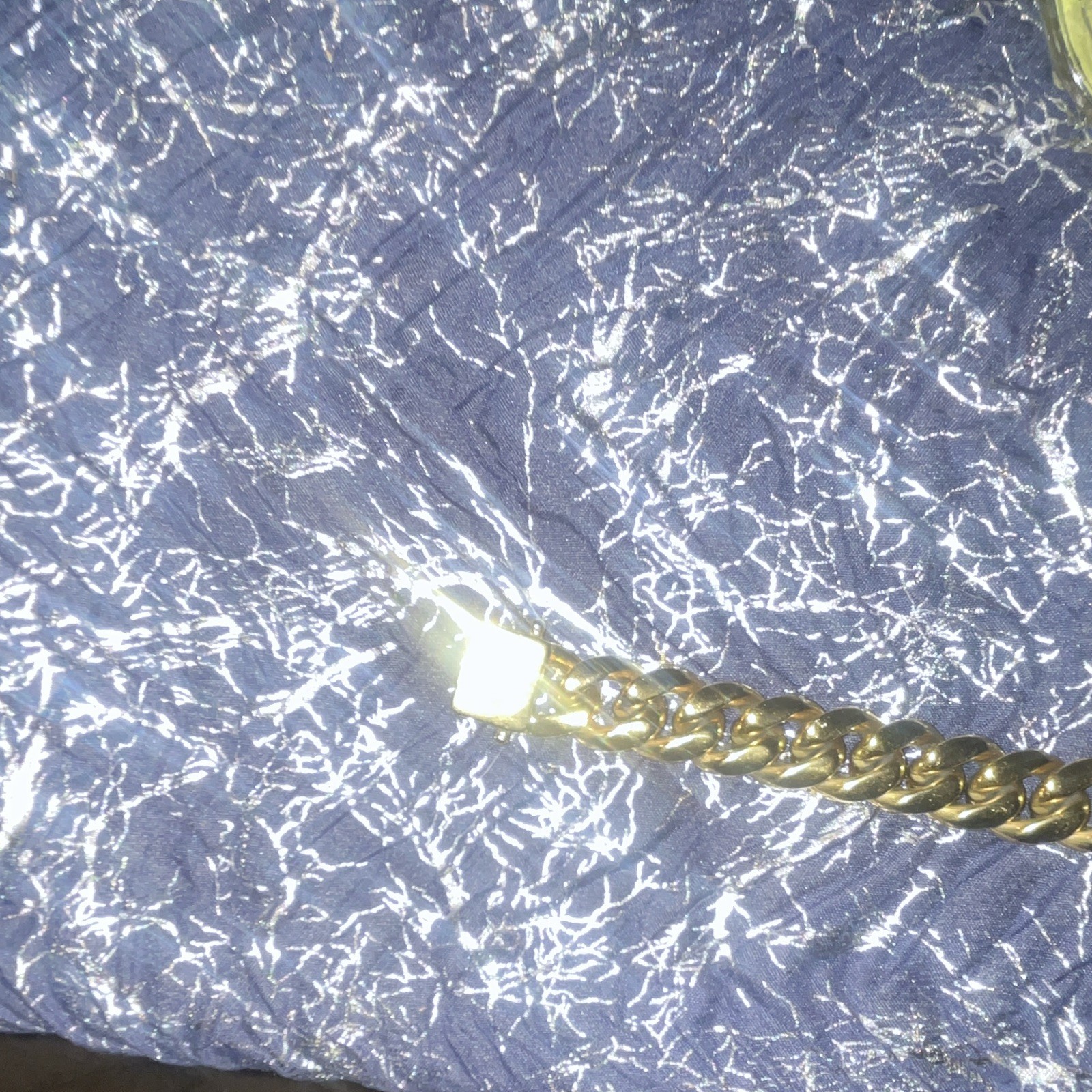 Signed Gold Tone Curb Chain Link Bracelet Metal Box Clasp Closure