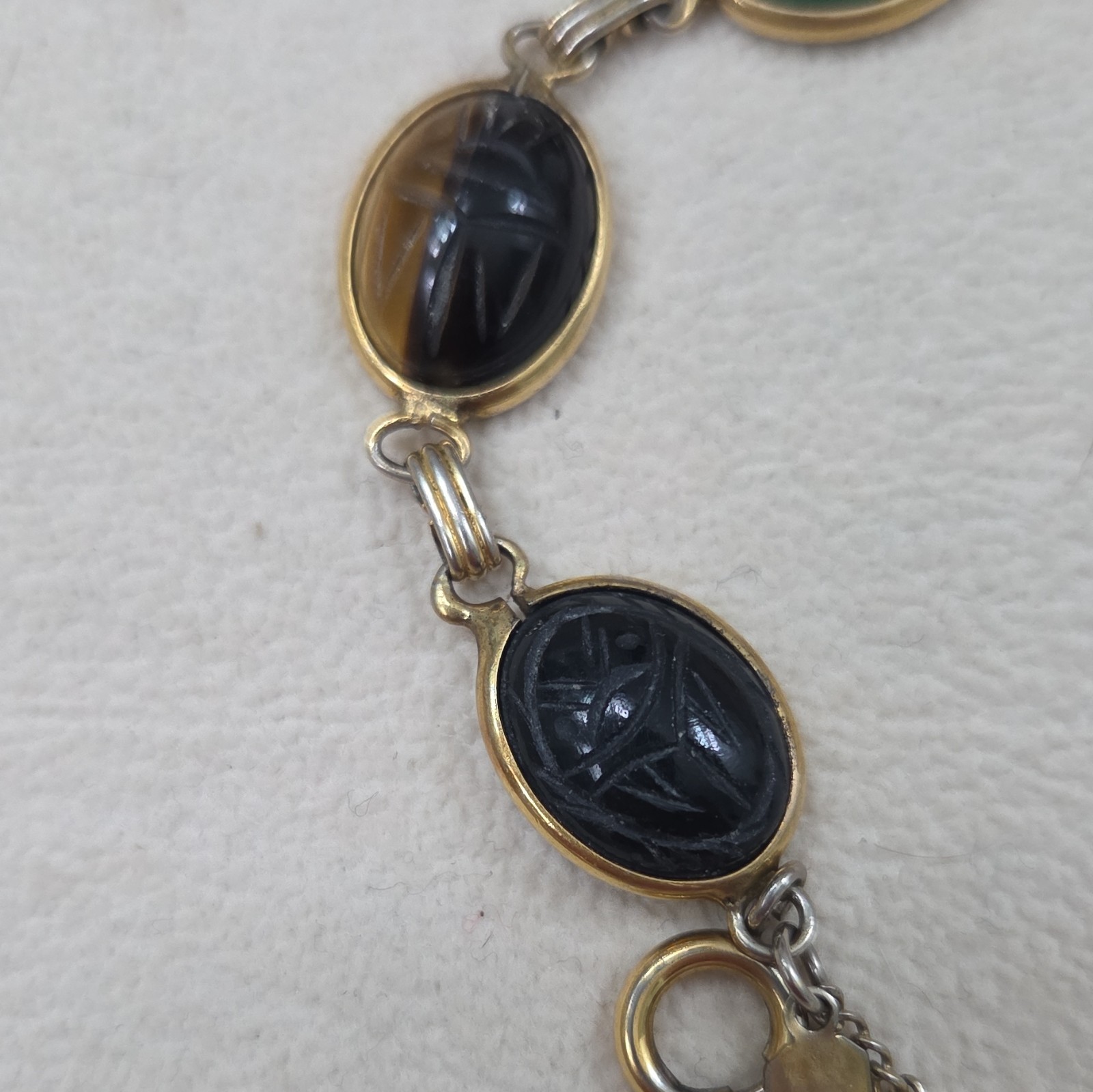 Karen Lynne Signed Multicolor Oval Cabochon Link Bracelet Bezel Spring Ring