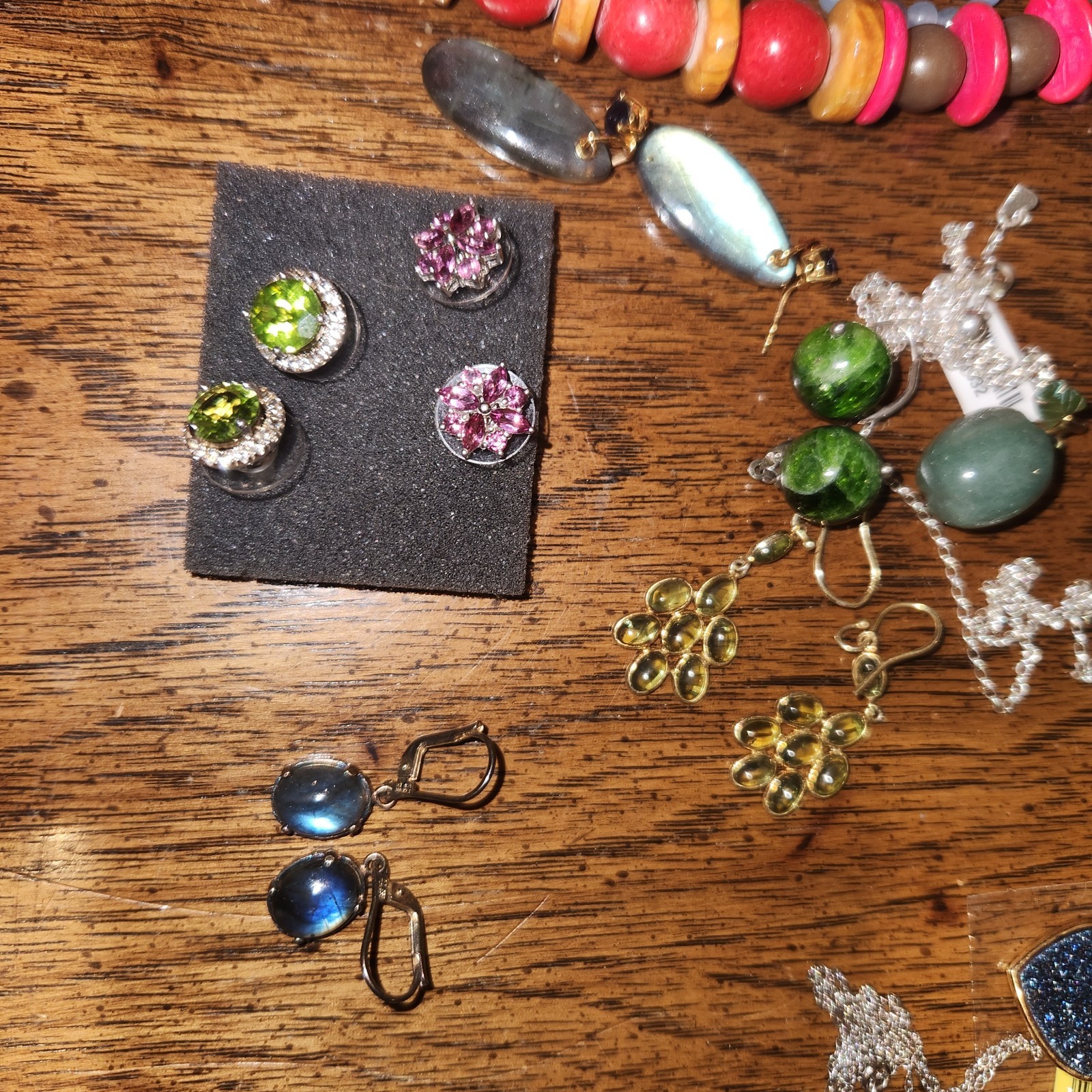 Jewelry..Necklaces, Earrings, Etc.