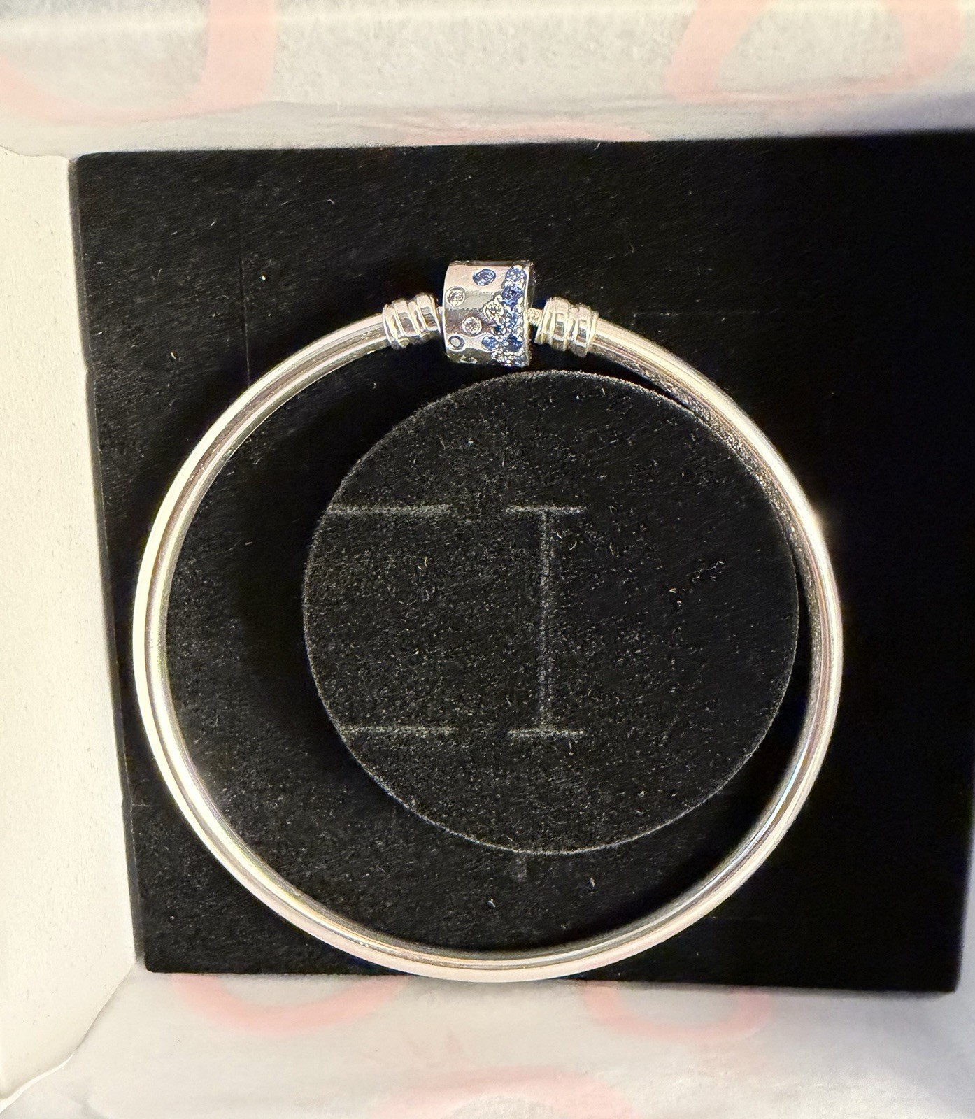 Pandora bangle bracelet 7.5 authentic