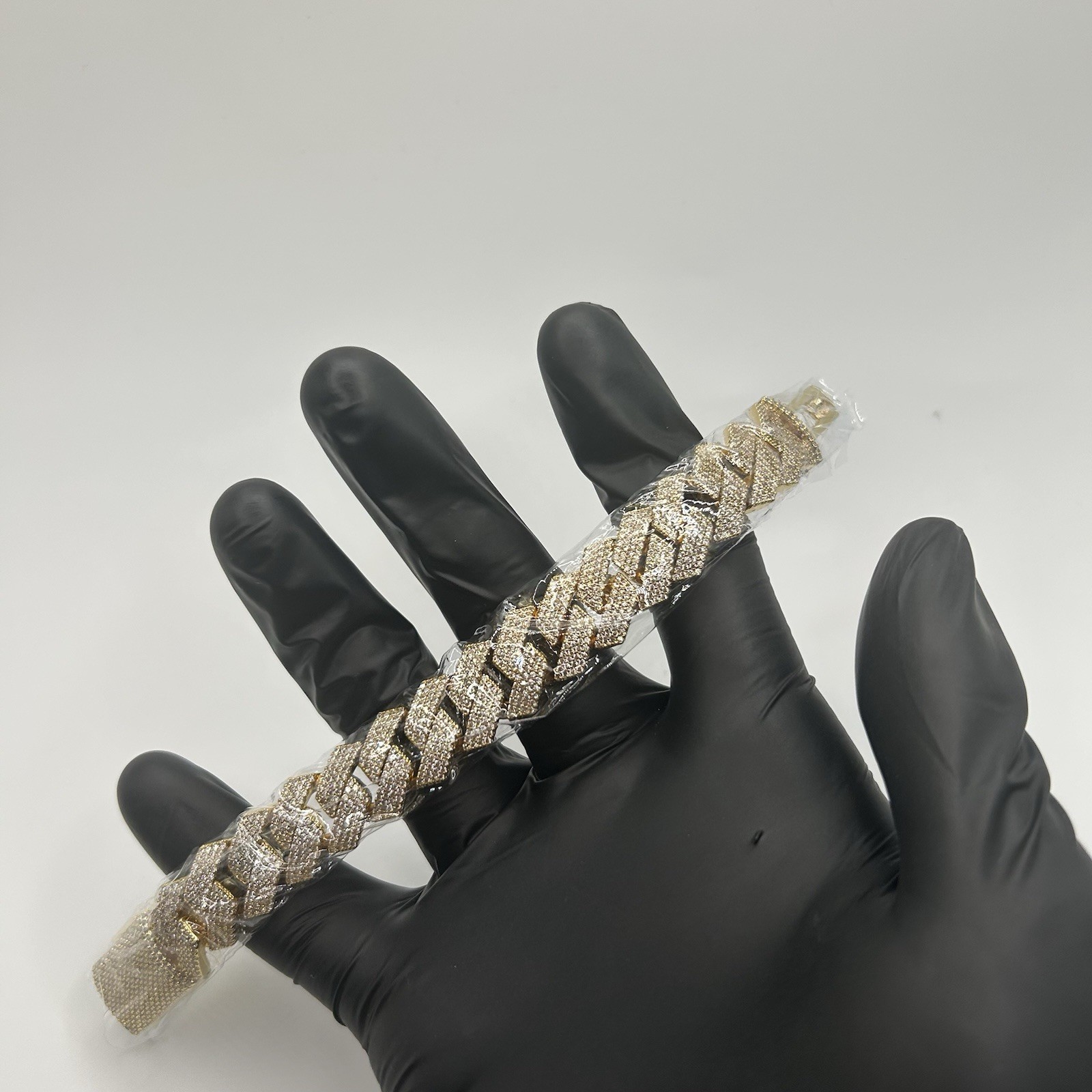 15mm 4 Row Moissanite Gold Cuban Bracelet Womens VVS1 Iced Out 6.75 Inch