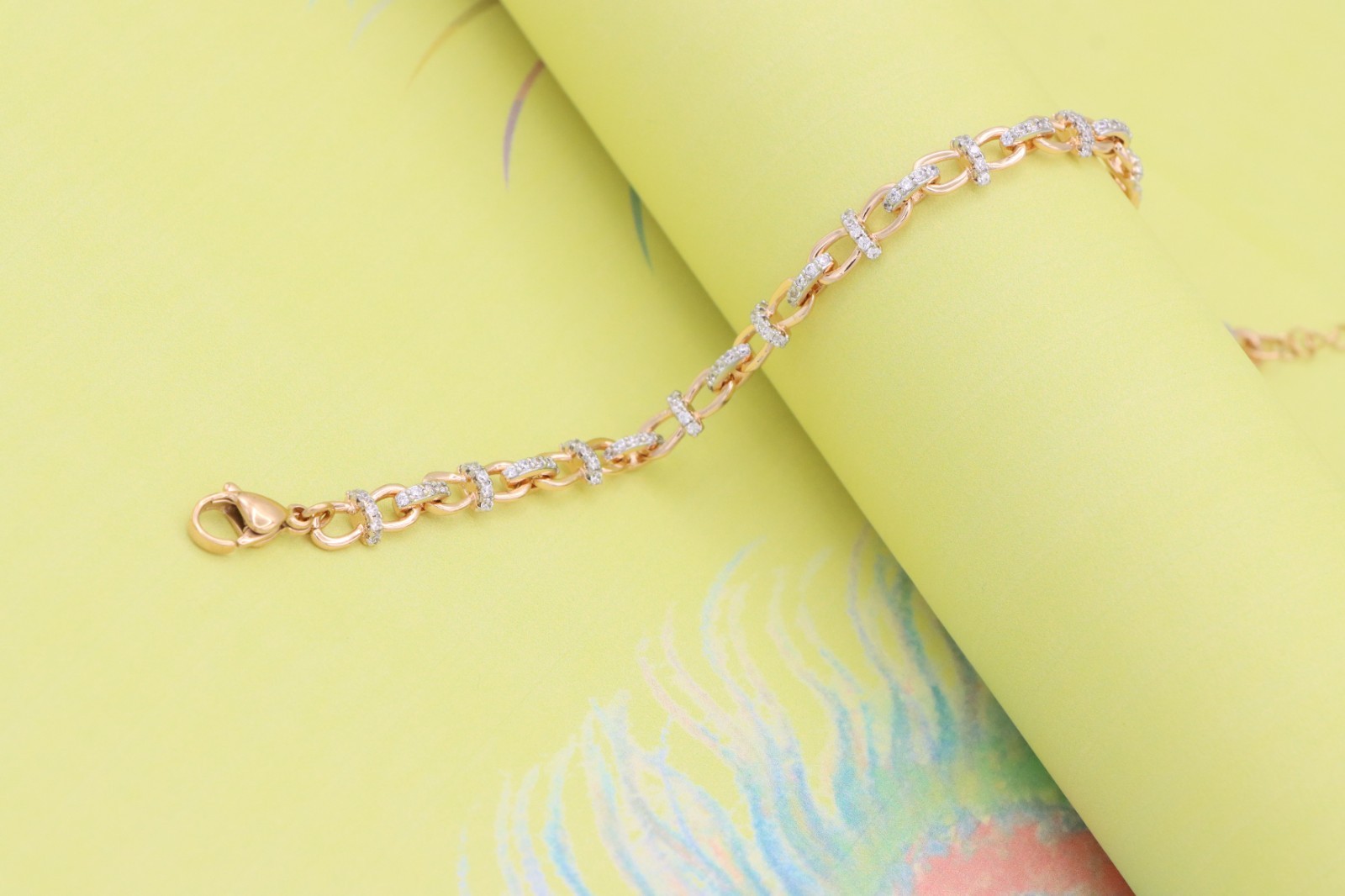 Elegant Rose Gold Bracelet with Sparkling Link Detailing, XPBL0839