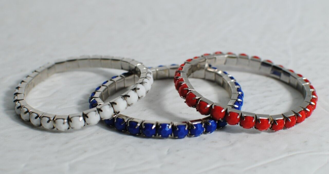 Prong Set Stretch Bangle Bracelet Women Silver Tone Red White & Blue Bead Lot 3
