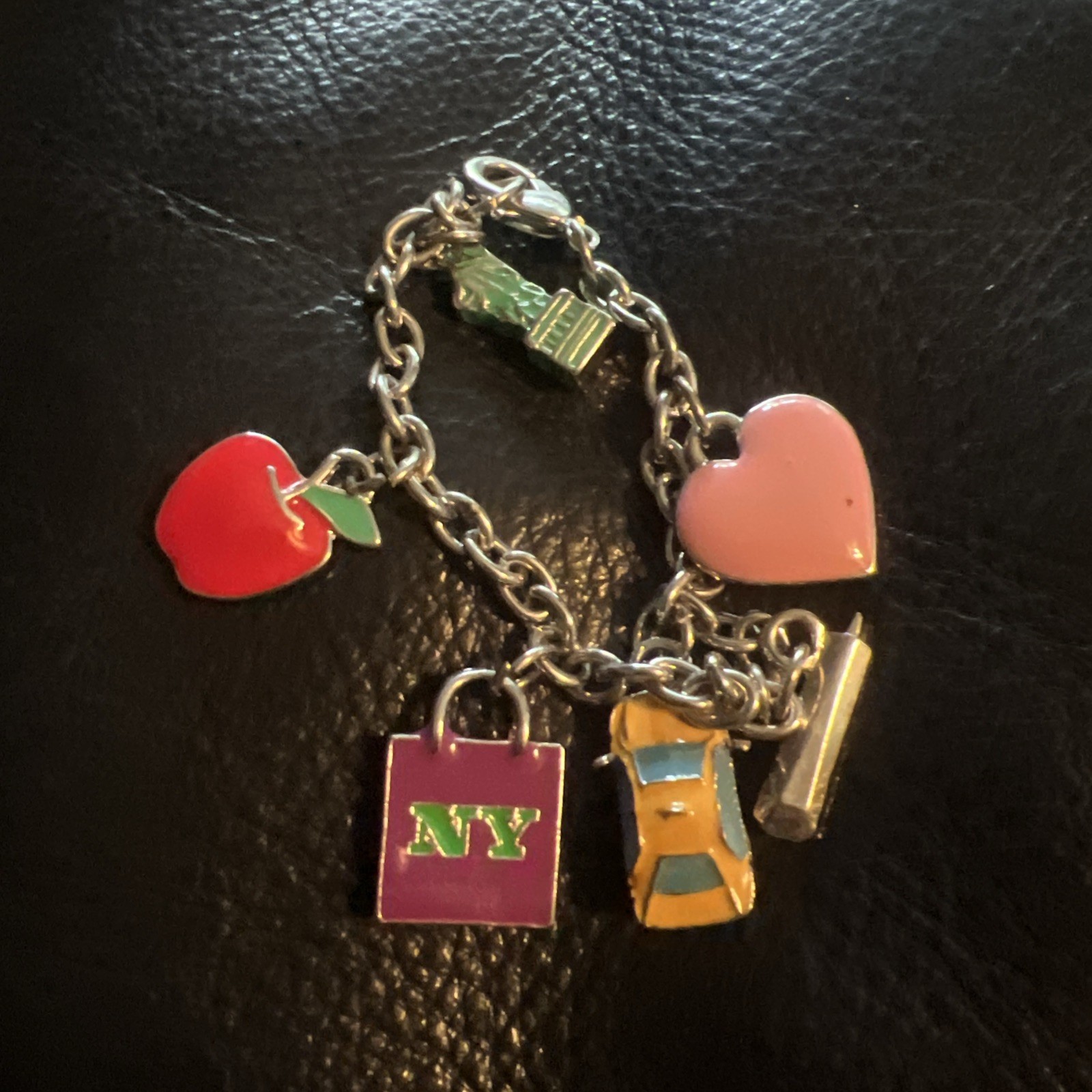 Vintage New York 6 Charm Bracelet