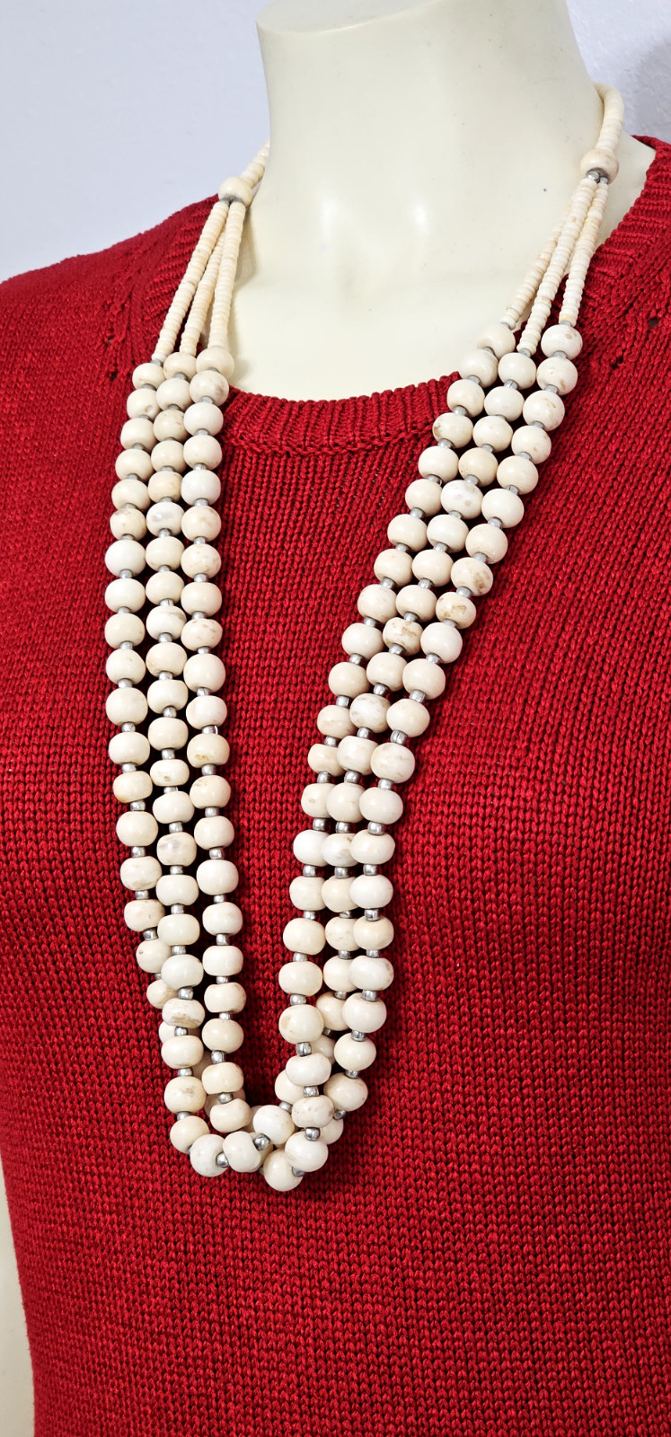 CHICOS Necklace and bracelet set 18” long ivory color stone or glass beads