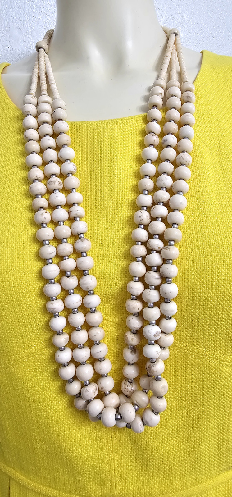 CHICOS Necklace and bracelet set 18” long ivory color stone or glass beads