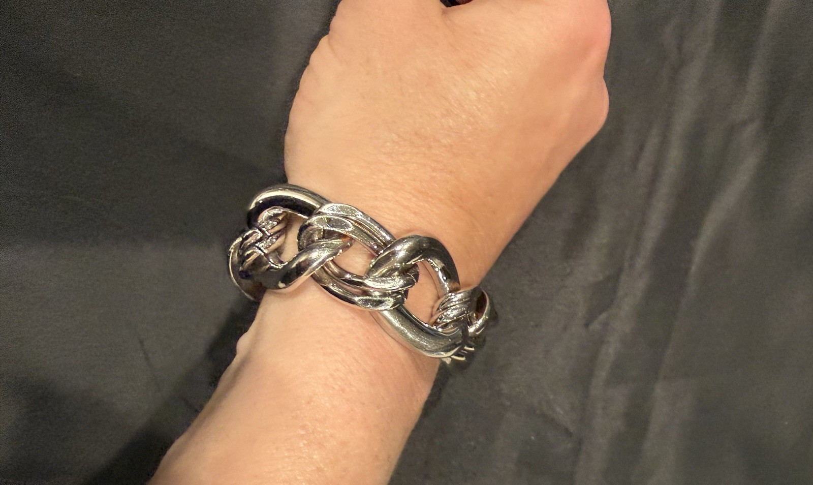 Chunky Silver Tone Oval Link Chain Bracelet Textured Statement Jewelry