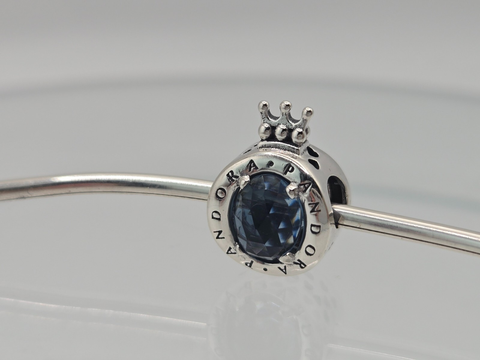 Authentic Pandora Silver Sparkling Crown “O” Blue Moments Silver Charm