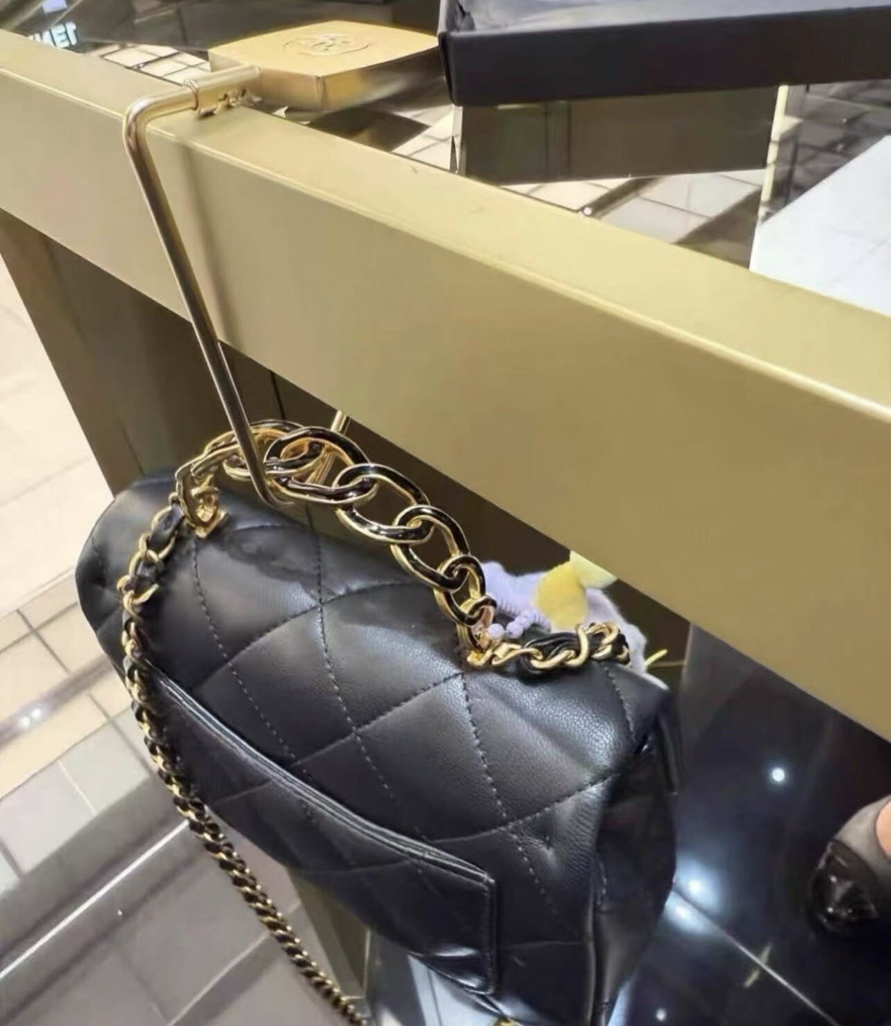 Chanel Handbag Bag Purse Hanger Hook Accessory Brand New Boxed Rare BNIB