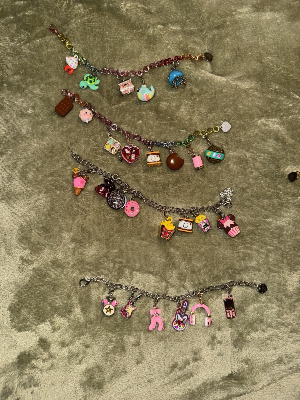 Huge Charm It! High intenCITY Lot! Many rare or Discontinued charms