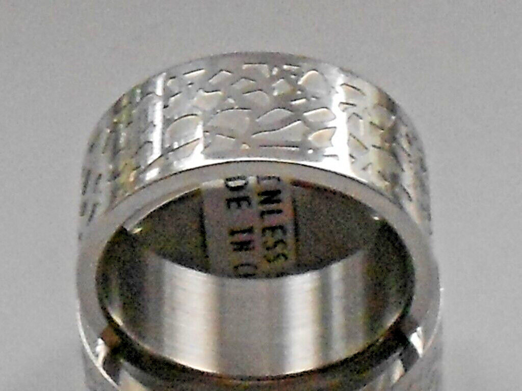 NEW with Tags Stainless Steel Men’s Band Ring size 12
