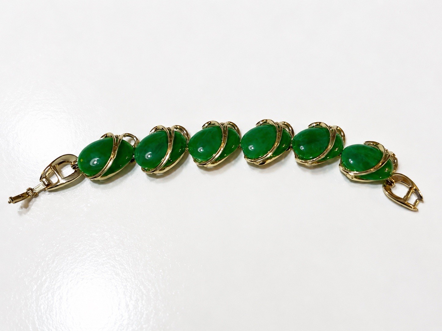 Vintage Gold Tone Green Lucite Link Bracelet 7 Inch | Mid Century