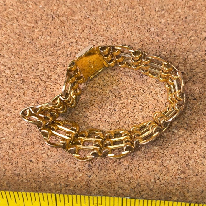 Gold Tone Bar Link Chain Bracelet – Metal, Box Clasp Closure, No Stone