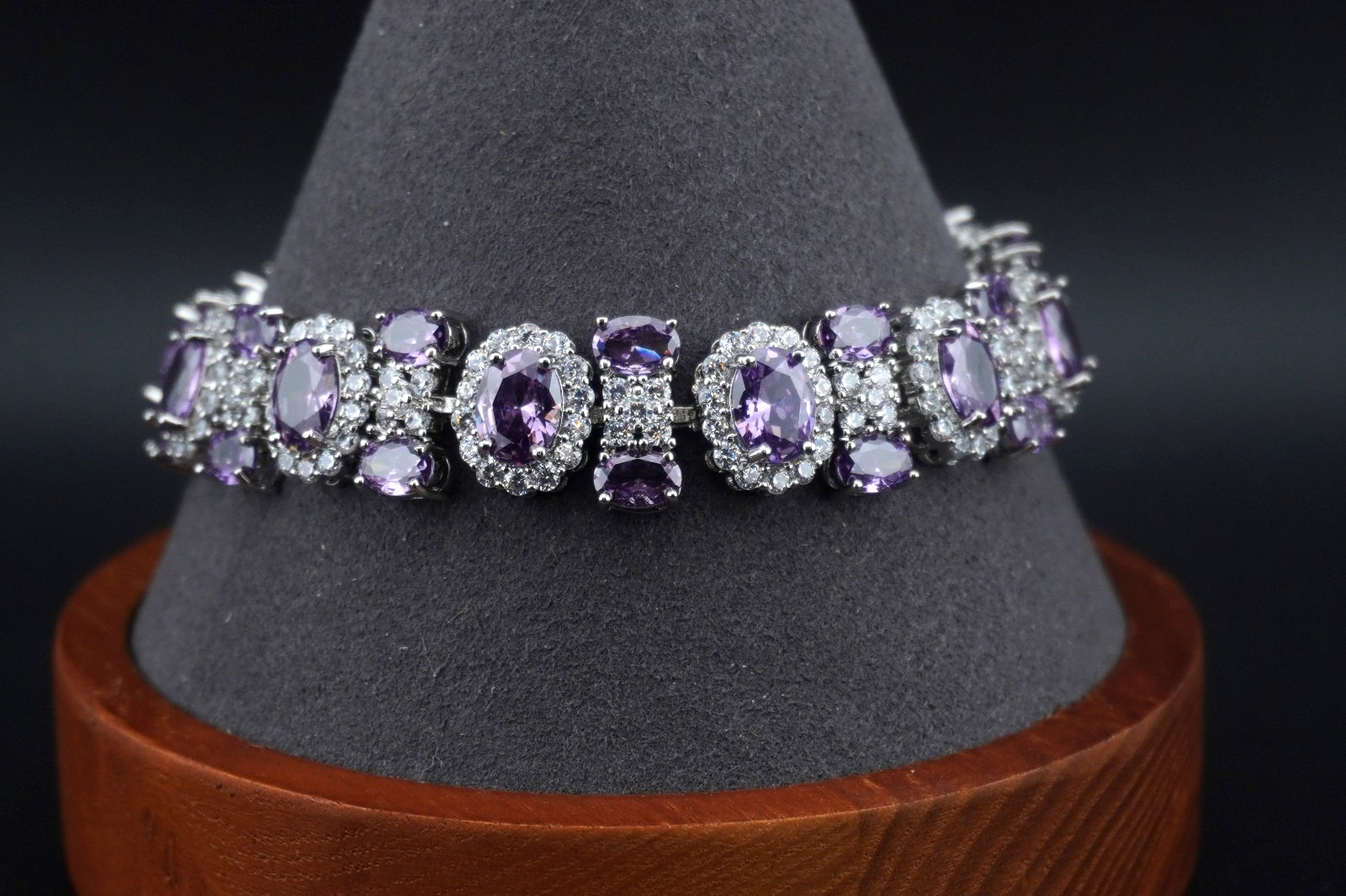 Bracelet – In BRILLIANT Purple and White CZ 8″ Stainless – BEAUTIFUL Piece