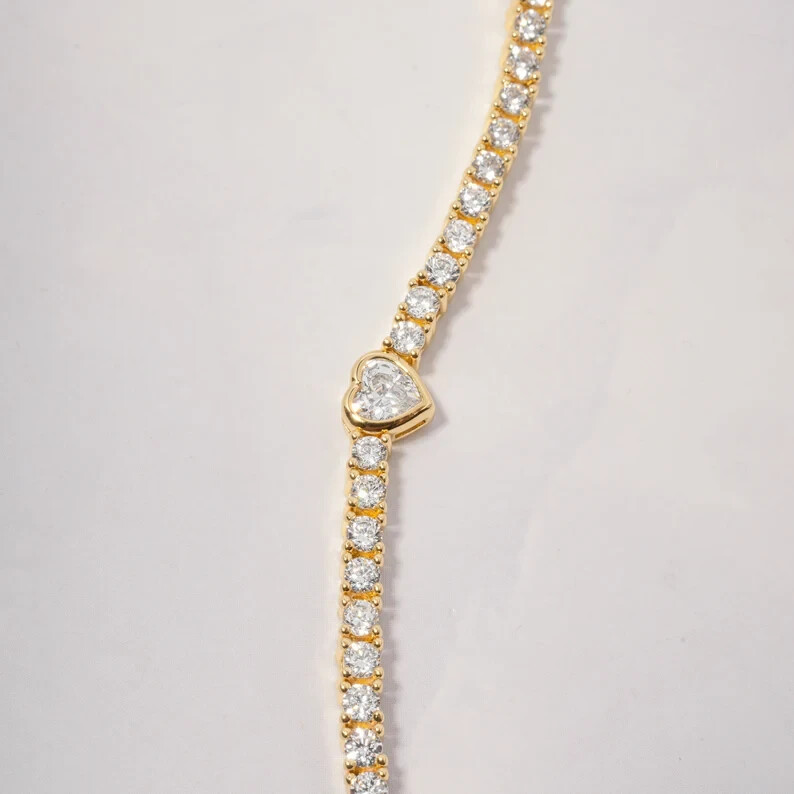 7.50 Ct Heart Simulated Diamond Women’s Tennis Bracelet 14K Yellow Gold Plated