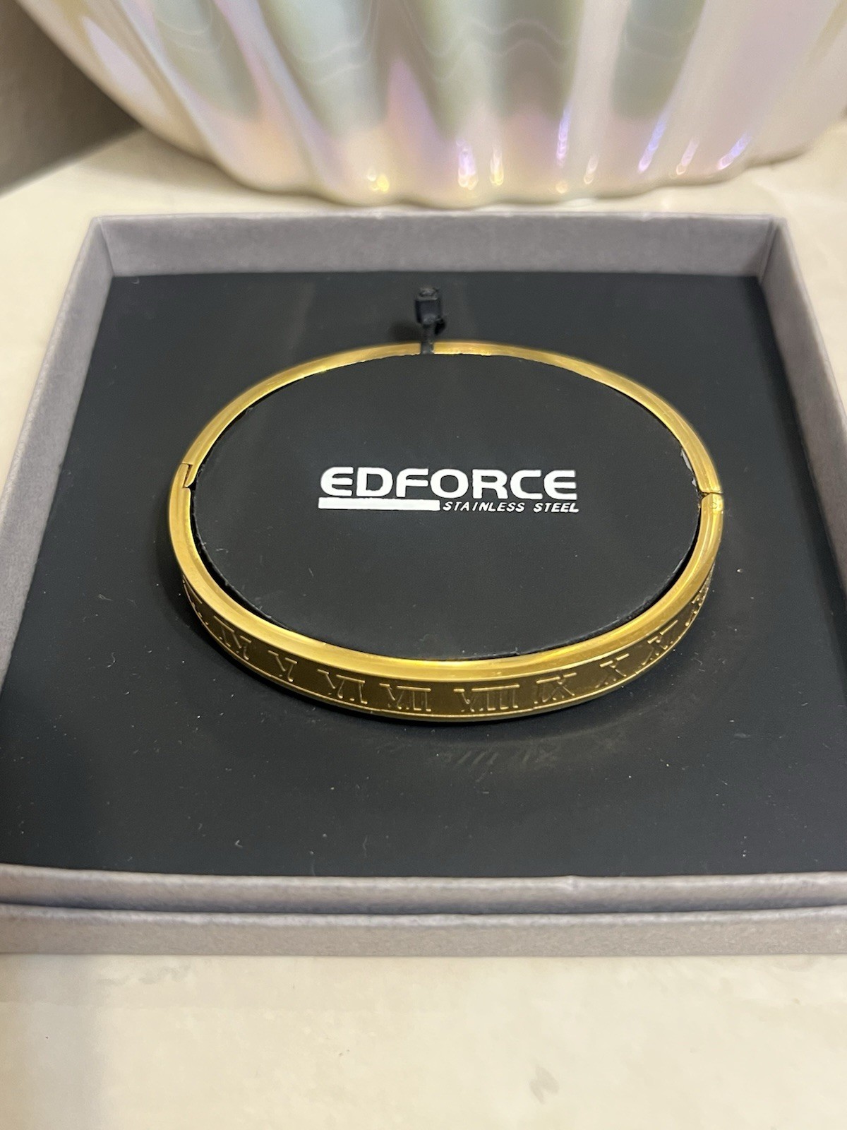EDFORCE WOMEN’s Beautiful Gold Roman Numeral Bracelet New In Box