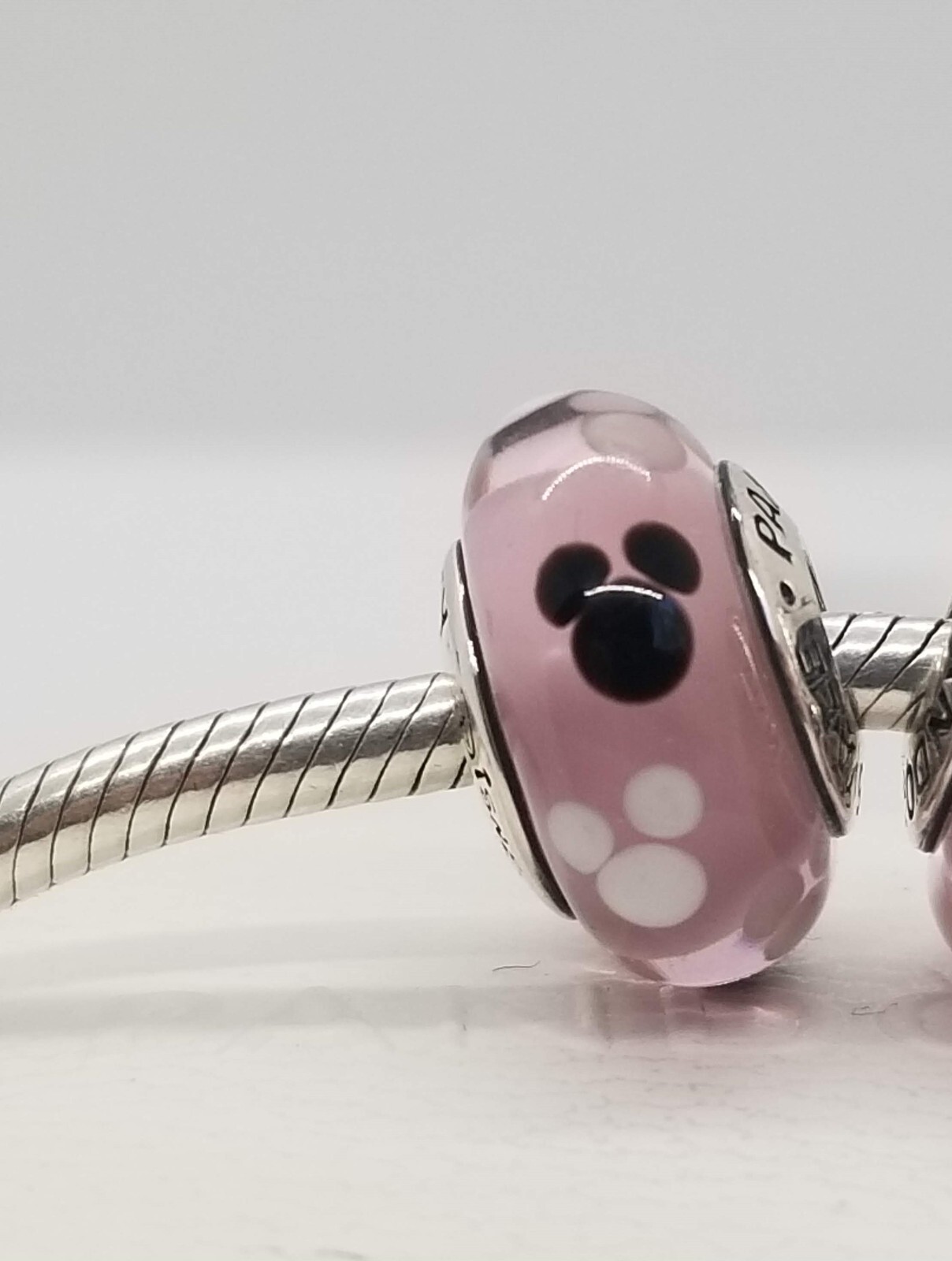 Authentic Pandora Disney Mickey Mouse Icon Pink Murano Glass Parks Exclusive