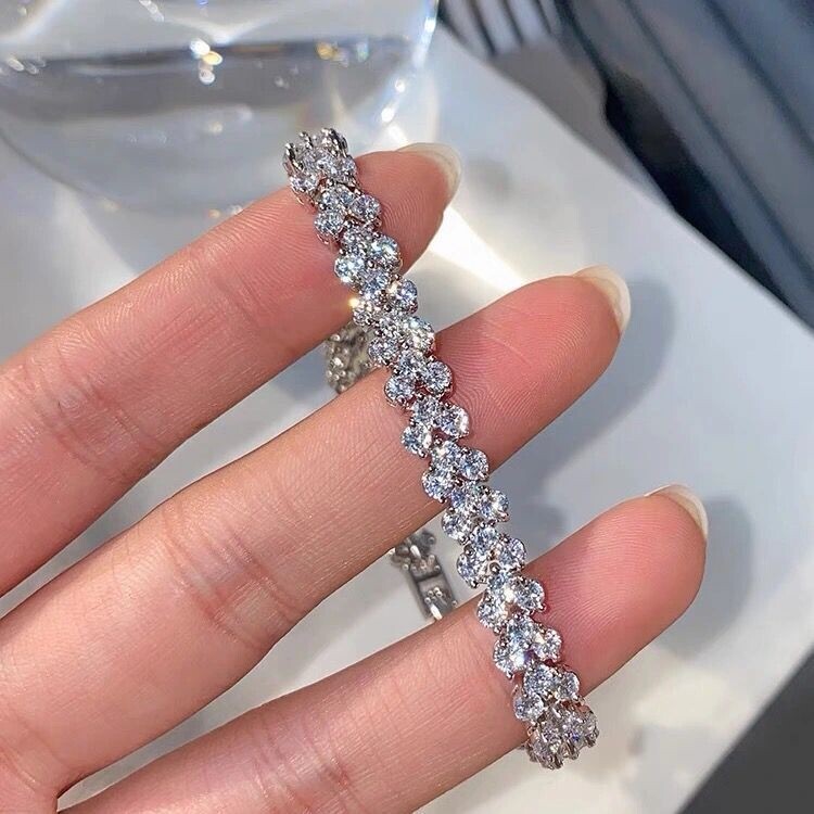 18k white gold gf made with Swarovski crystal sparkling roman tennis bracelet