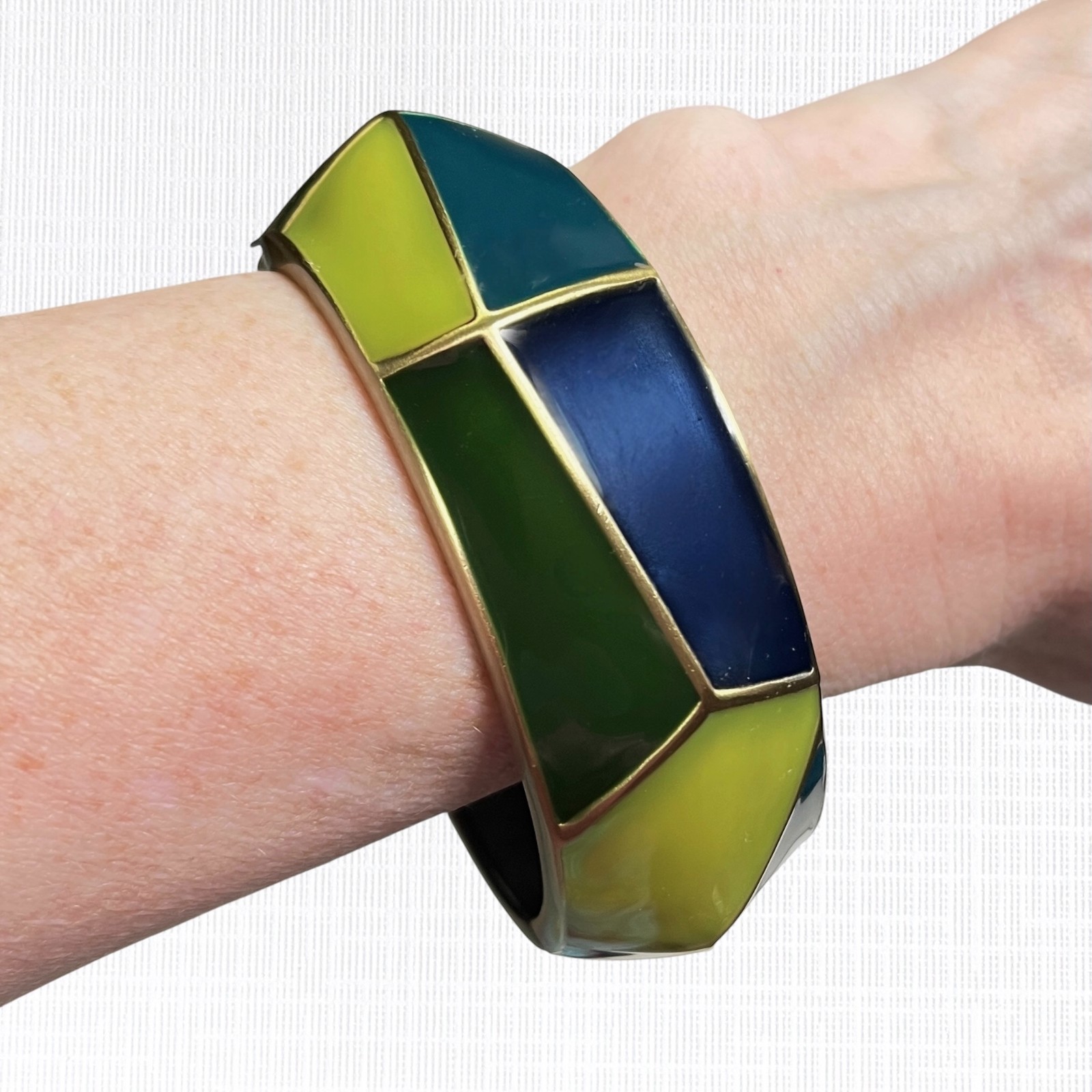 Vintage Geometric Enamel Bangle Bracelet Hinged Blue Green Clamper Artsy 1″ Wide