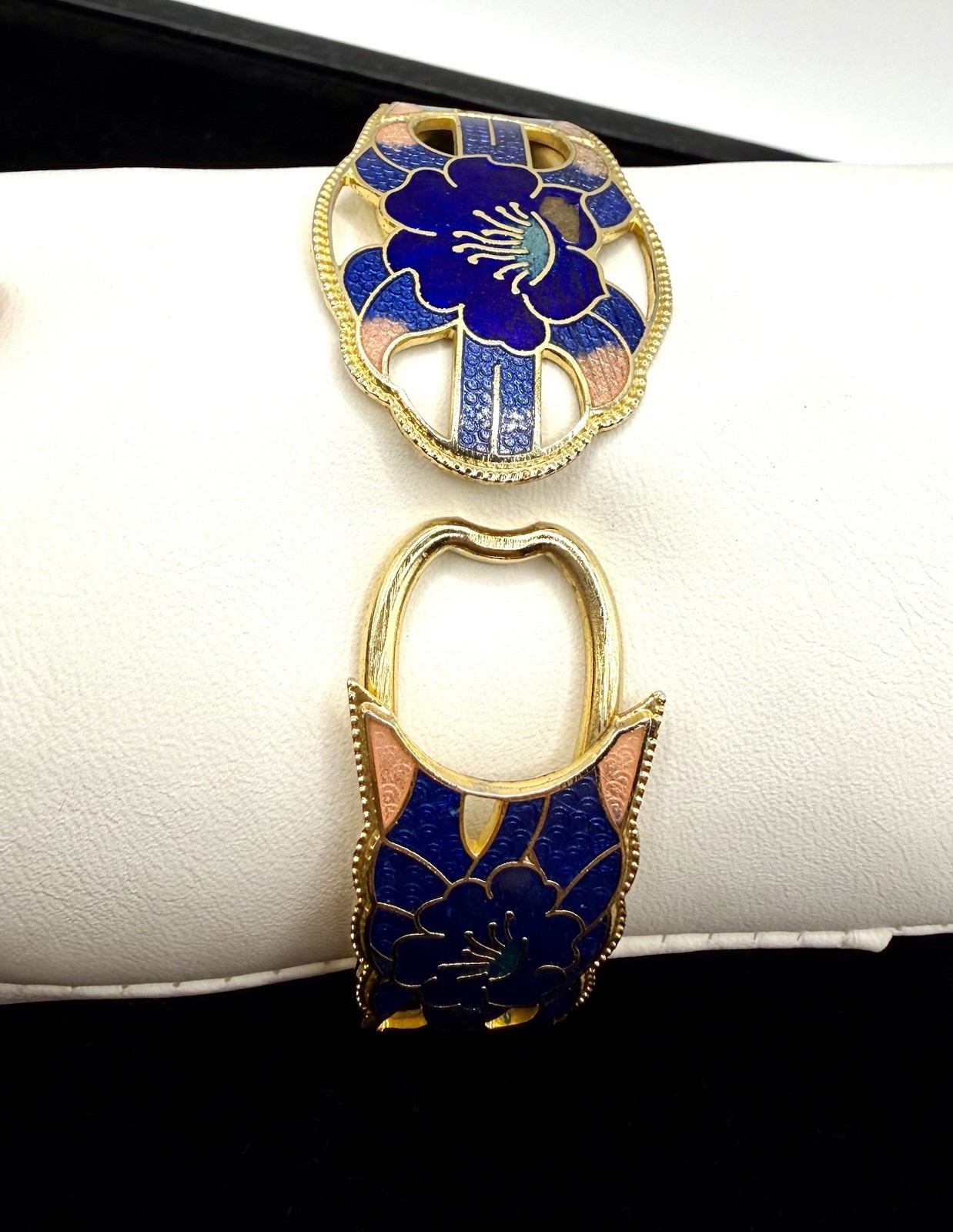 Blue Enamel Floral Hinged Bangle Bracelet Gold Tone Cloisonné Style Art Nouveau