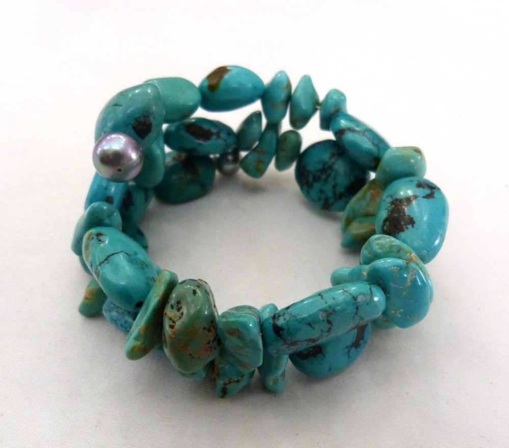 1 3/4″ WIDE LARGE TURQUOISE NUGGET BEADS WIRE WRAP BRACELET ~ 76.29 GRAMS