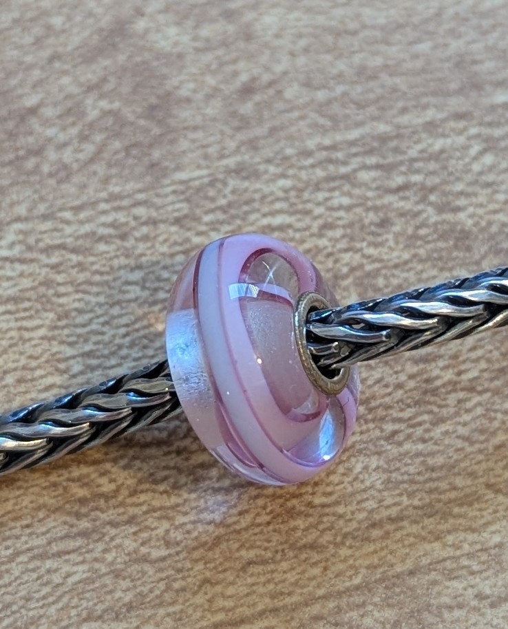 Authentic Retired TrollBeads Rose Ribbon