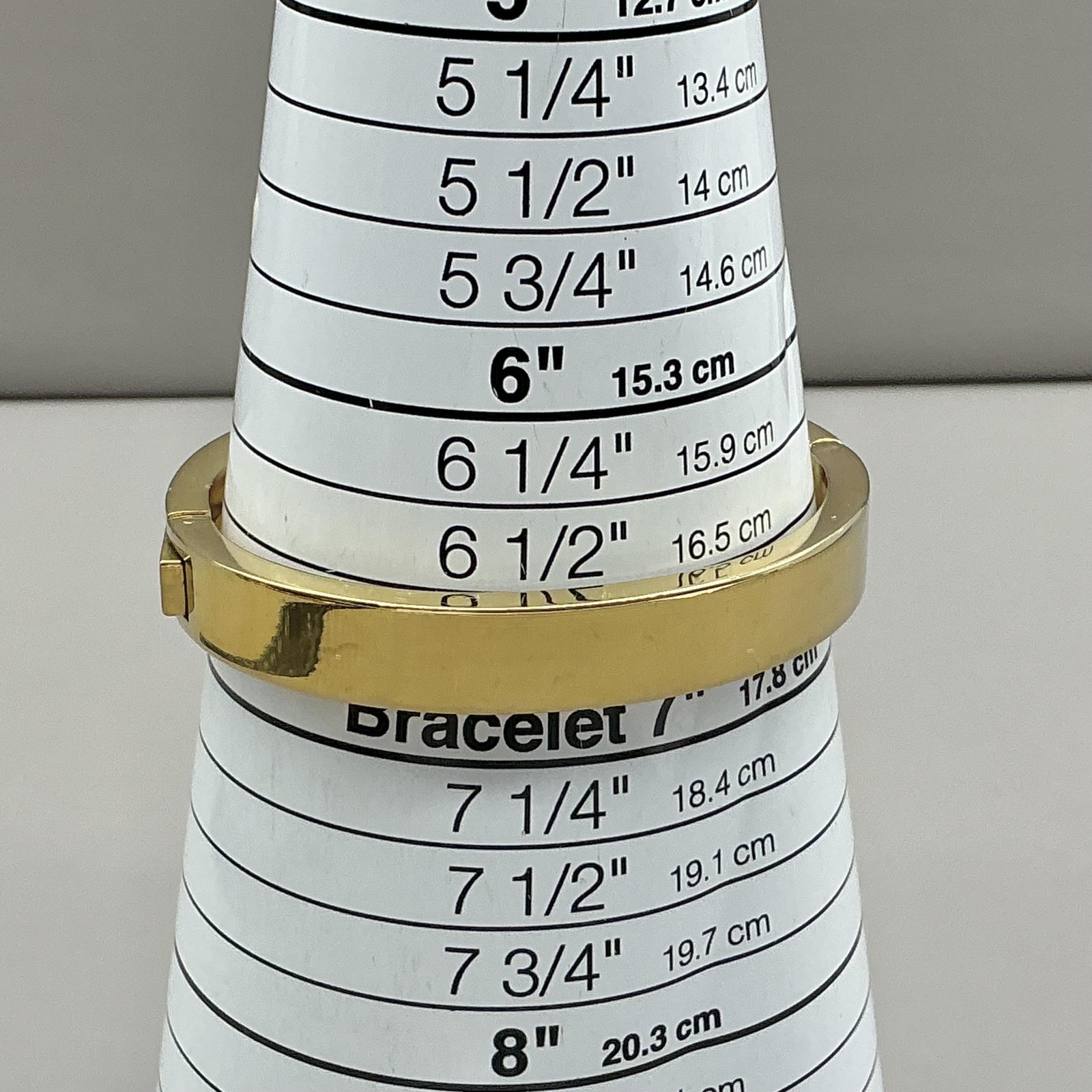 J.Crew Bracelet Gold Tone Hinged Bangle Womens 6.5″ Push Lock Modern Style