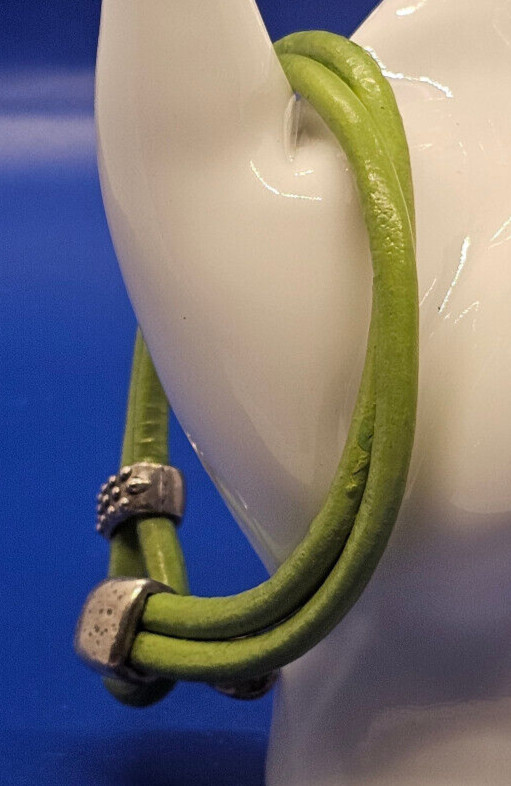 Costume Jewelry Double Cord Bracelet with Metal Hook