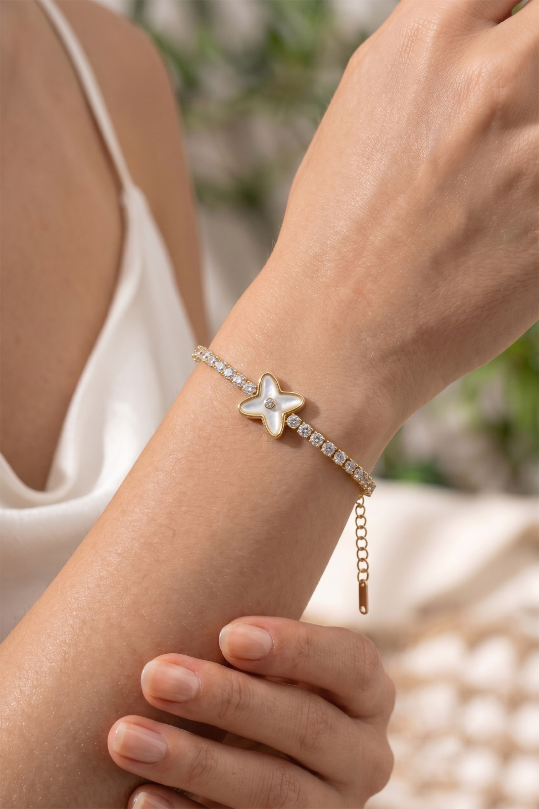 18K Gold Plated Stainless Steel Mother of Pearl Clover CZ Tennis Bracelet 6.2″