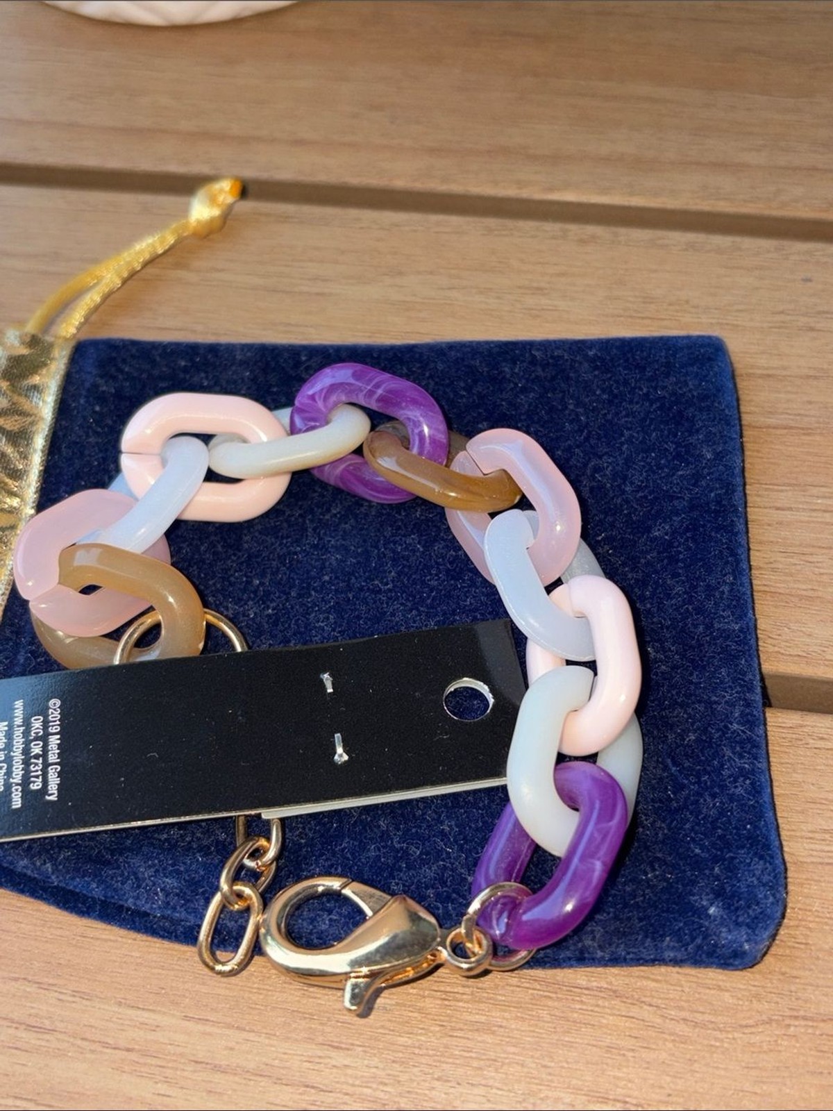 Acrylic Link Charm Bracelet in Purple, Pink & Cream with Gold Clasp, NWT