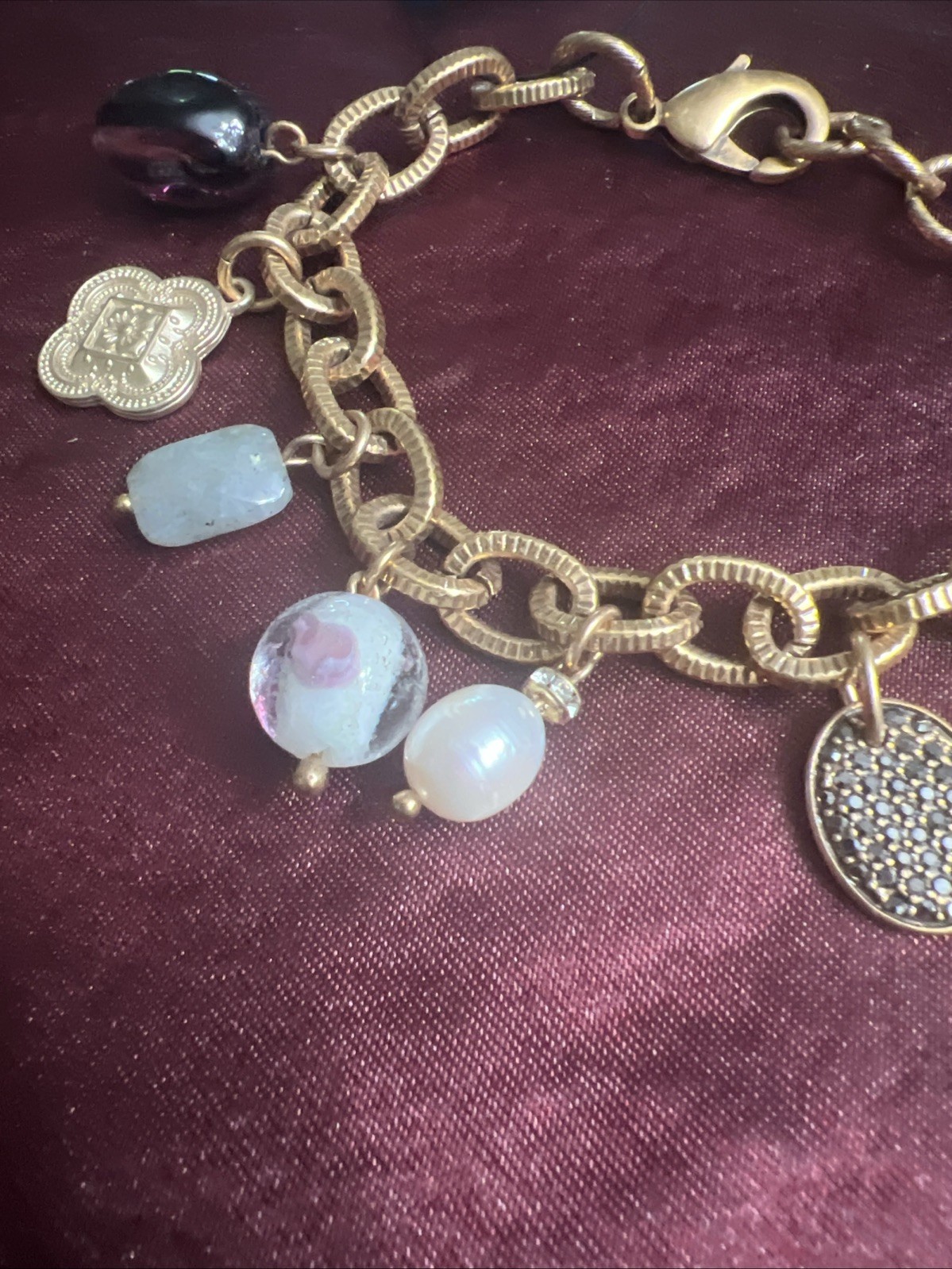 (487). Chico’s Gold Tone Multi Charm Chain Bracelet Bead Stone Crystal Womens 8″