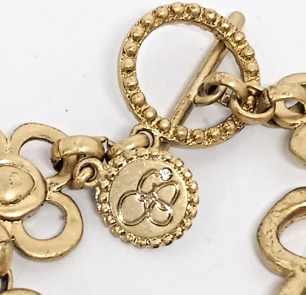 JS Gold Tone Large Clover Link Bracelet Size 6 Inch