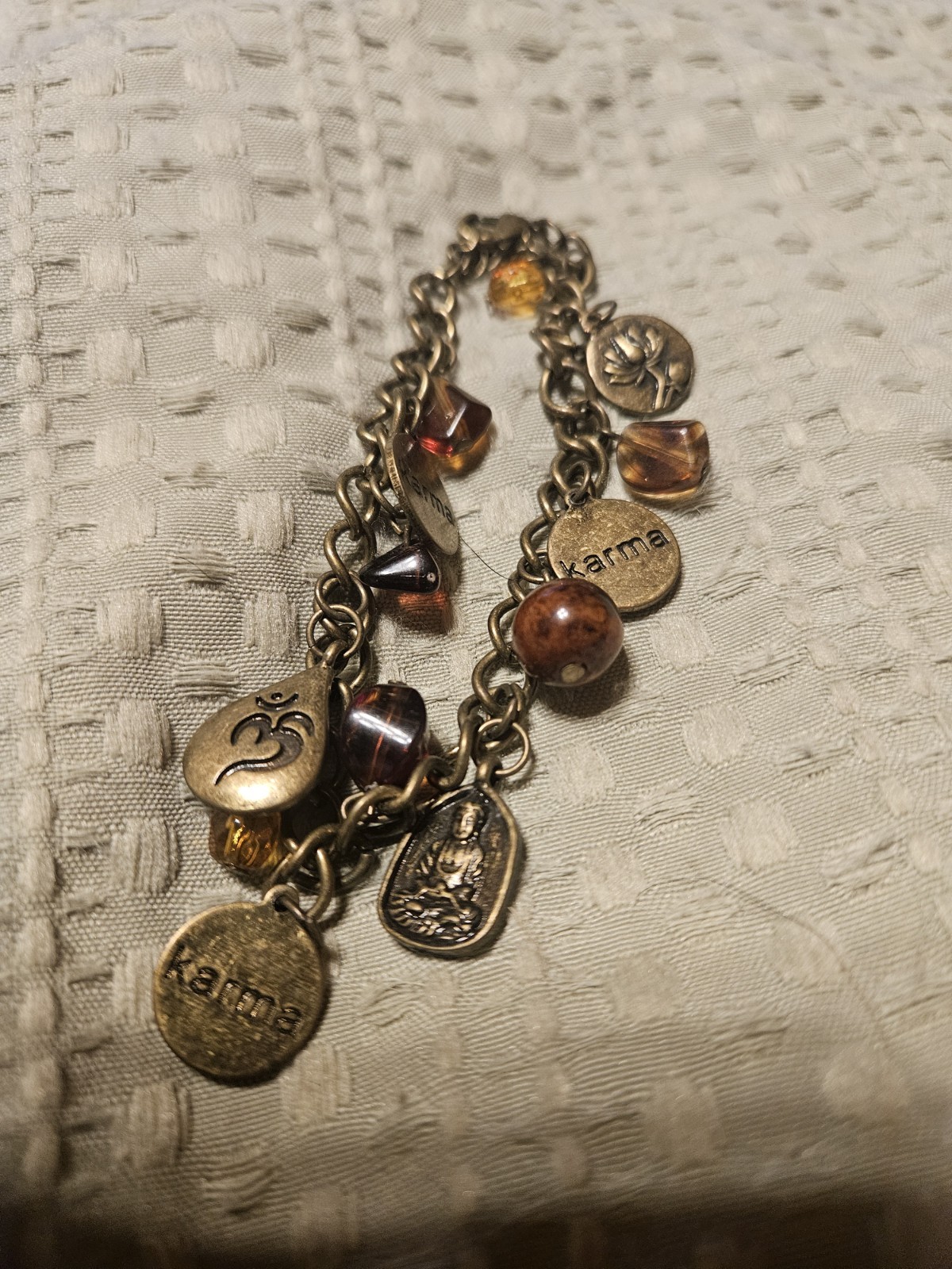 Silver Tone Cable Chain Charm Bracelet, Dangle Charms Glass Beads Lobster